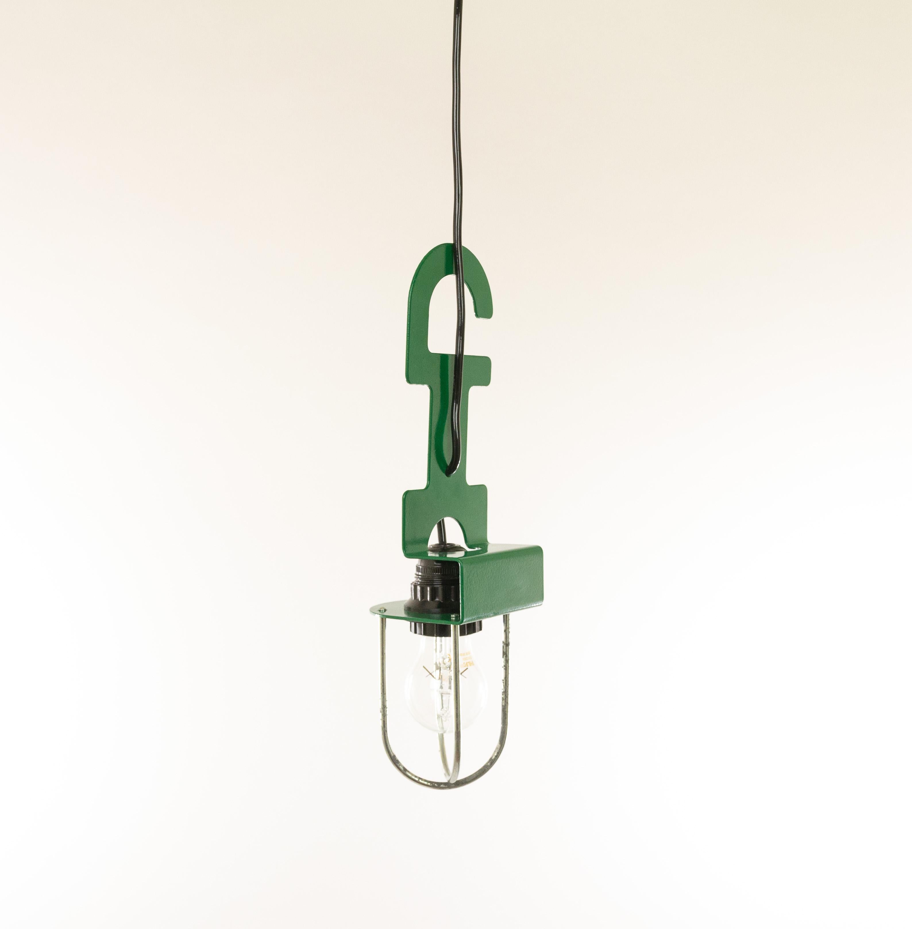 Laqué Lampe à suspension ou lampe de bureau verte de Reggiani, années 1970 en vente