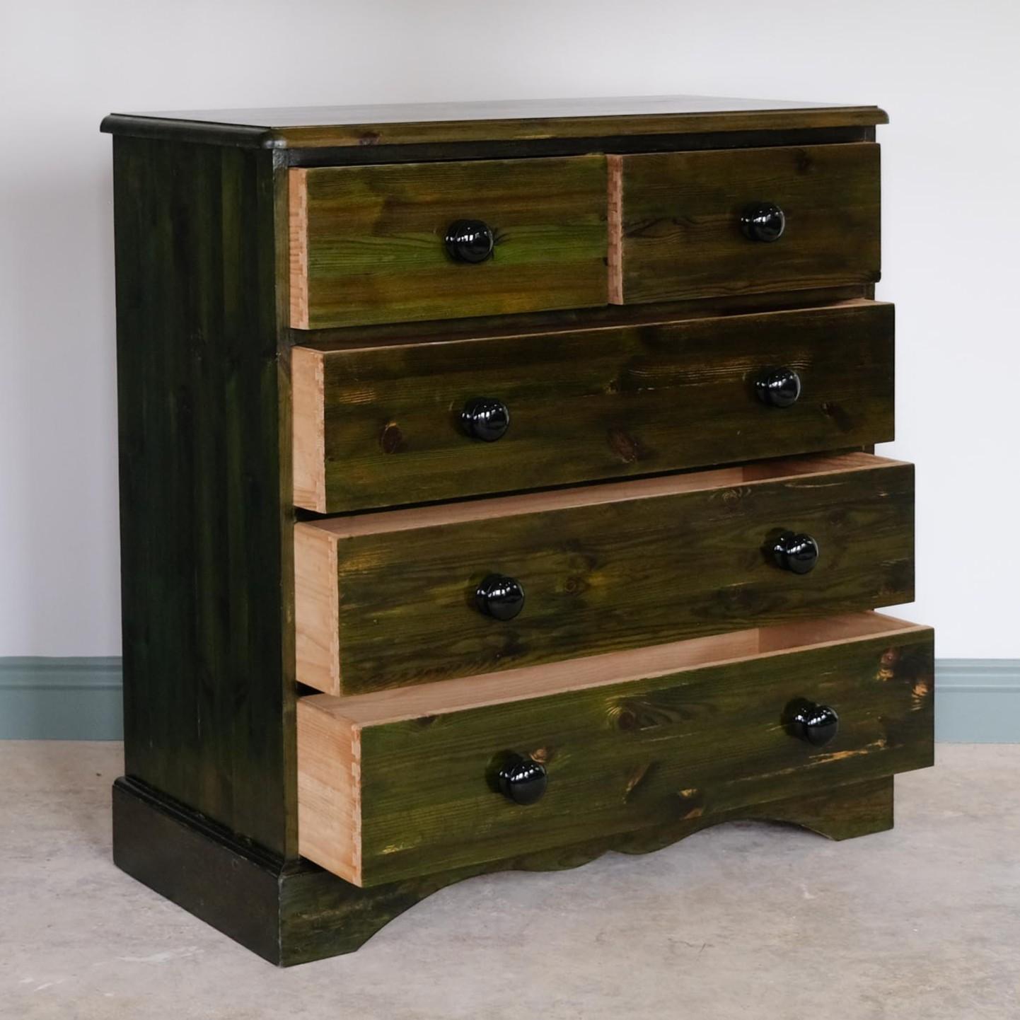 Cassettiera in pino verde in vendita 9