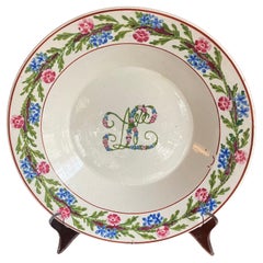 Piatto da minestra con bande floreali verdi, rosa e blu