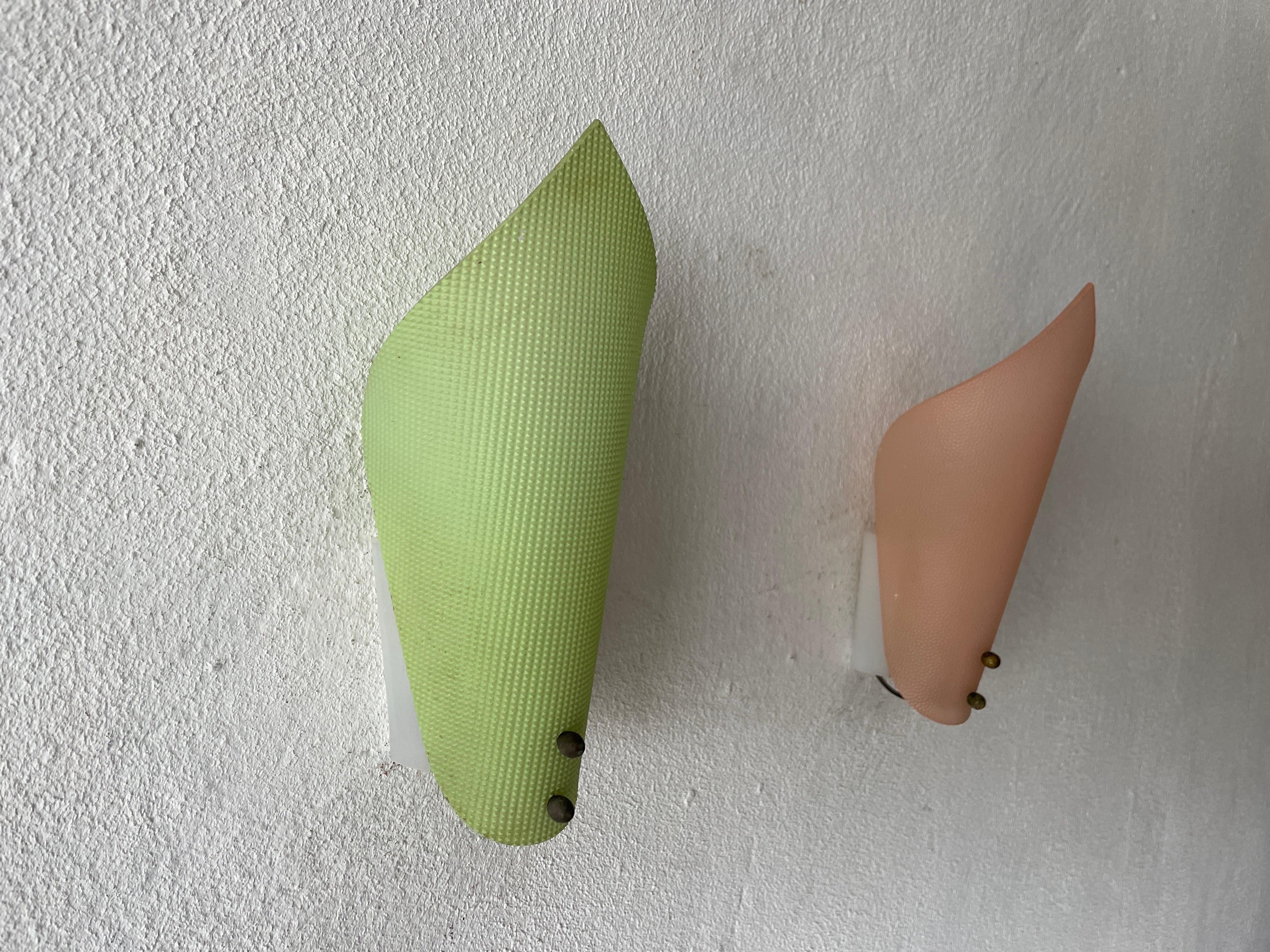 Mid-20th Century Green & Pink Plexiglass Leaf Shaped Pair of Sconces, 1950s, Germany For Sale