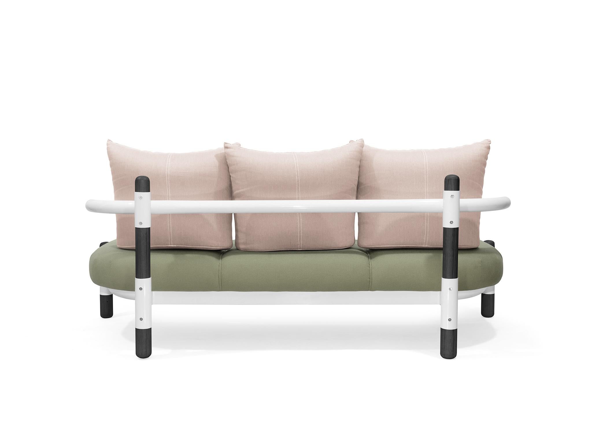 Brazilian Green PK15 Three-Seat Sofa, Steel Structure and Ebonized Legs by Paulo Kobylka For Sale
