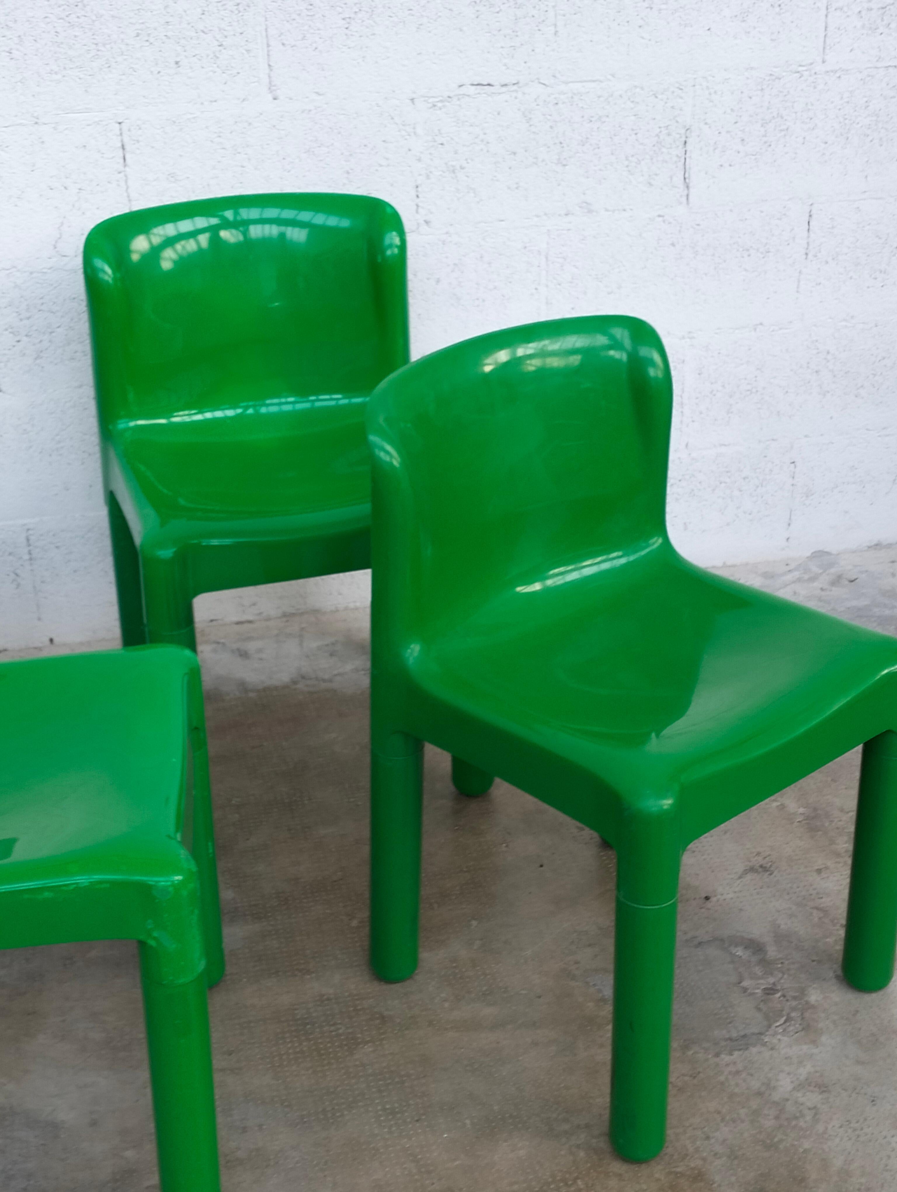 Late 20th Century Green Plastic Chairs 4875 by Carlo Bartoli for Kartell 1970s, Set of 4