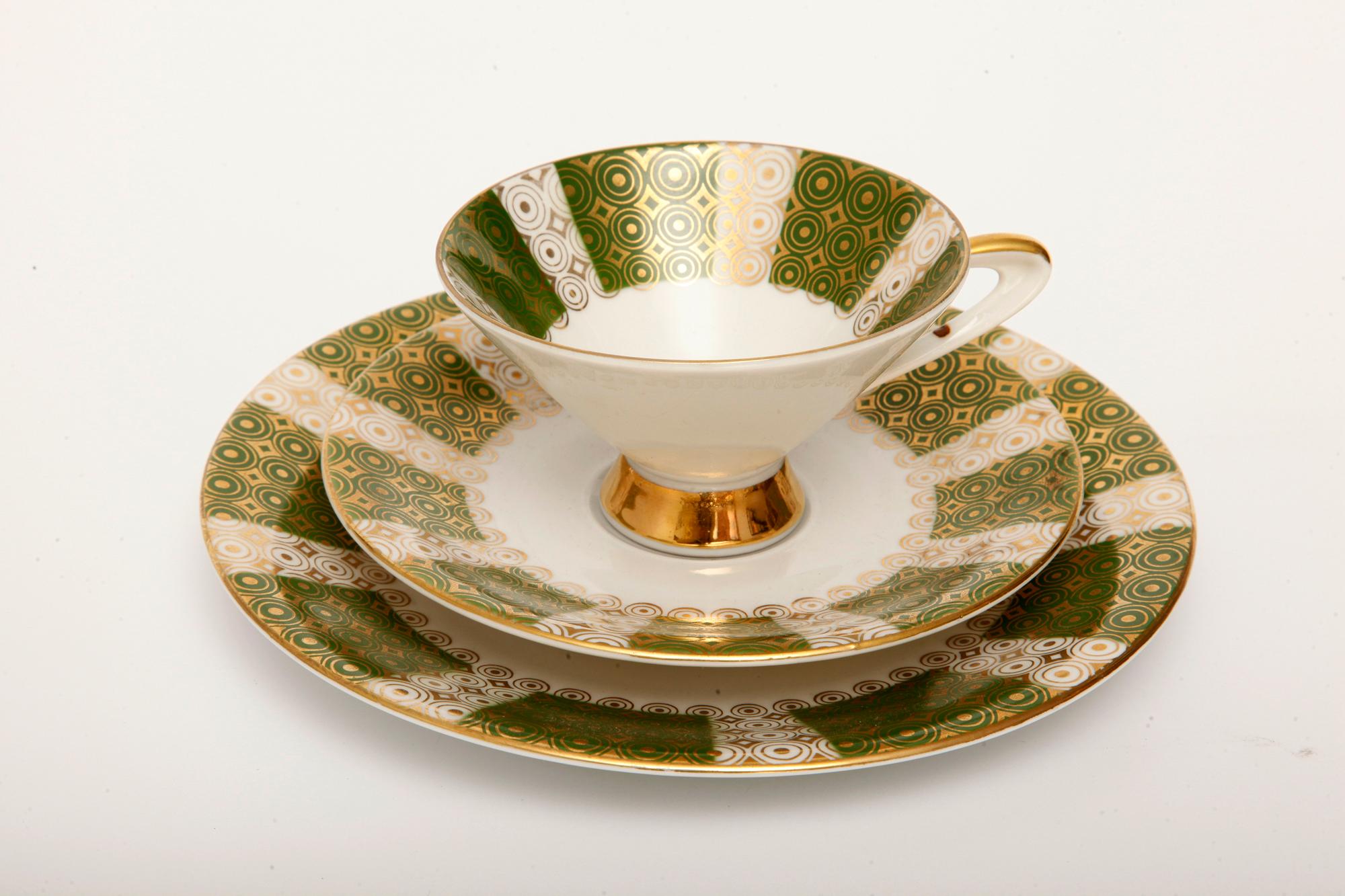 Green Porcelain Breakfast Set, Bavaria, Germany, Mid-Century Modern, 1950s In Good Condition For Sale In Warsaw, PL