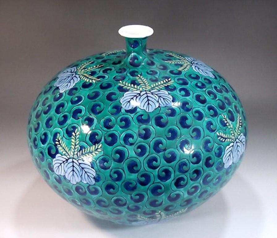 Hand-Painted Green Porcelain Vase by Contemporary Japanese Master Artist For Sale