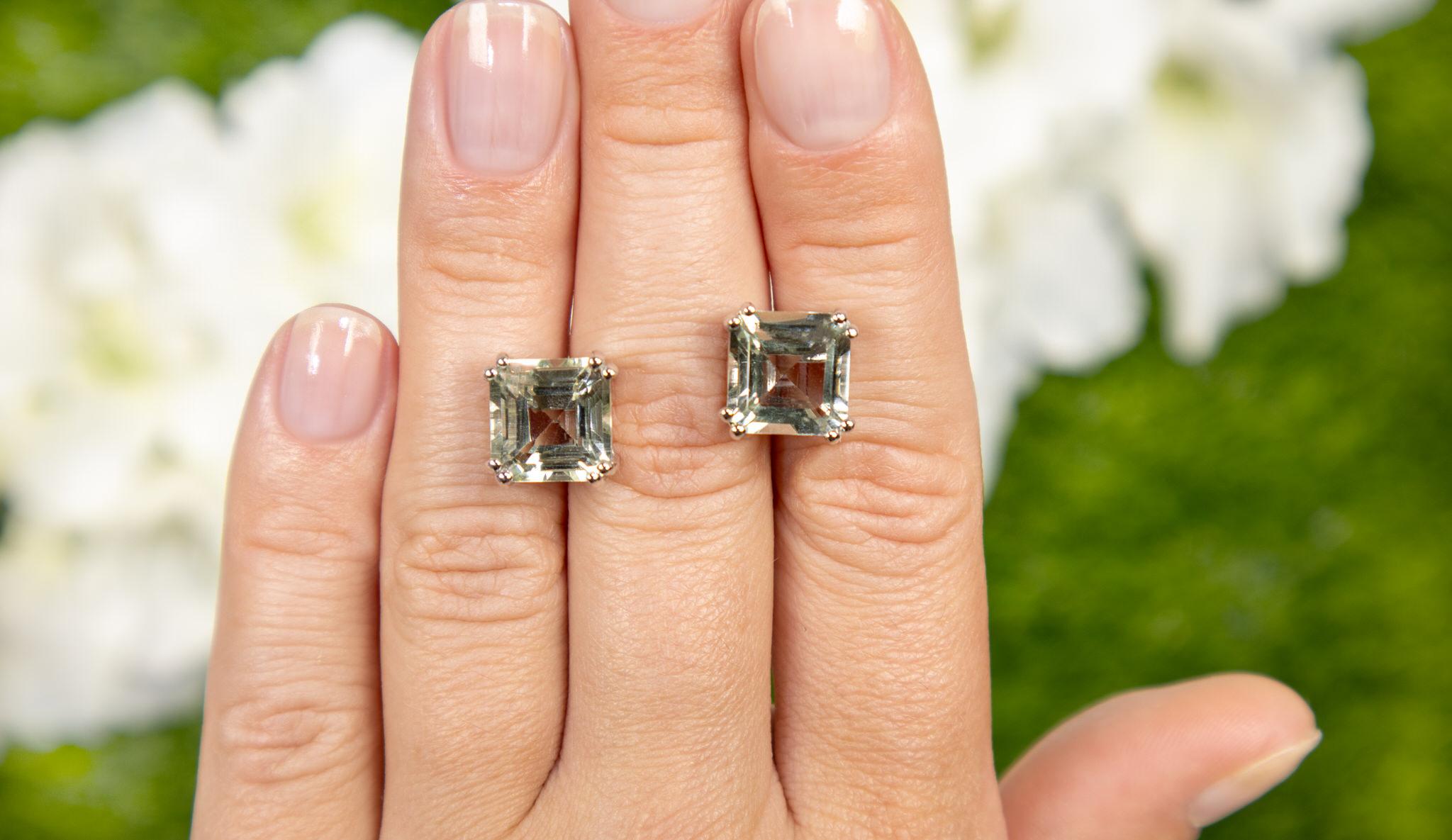 Green Prasiolite Stud Earrings 9 Carats In Excellent Condition In Aliso Viejo, CA