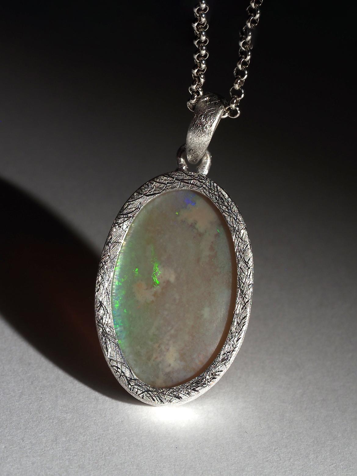 Collier d'opales australiennes précieuses vertes en vente 8
