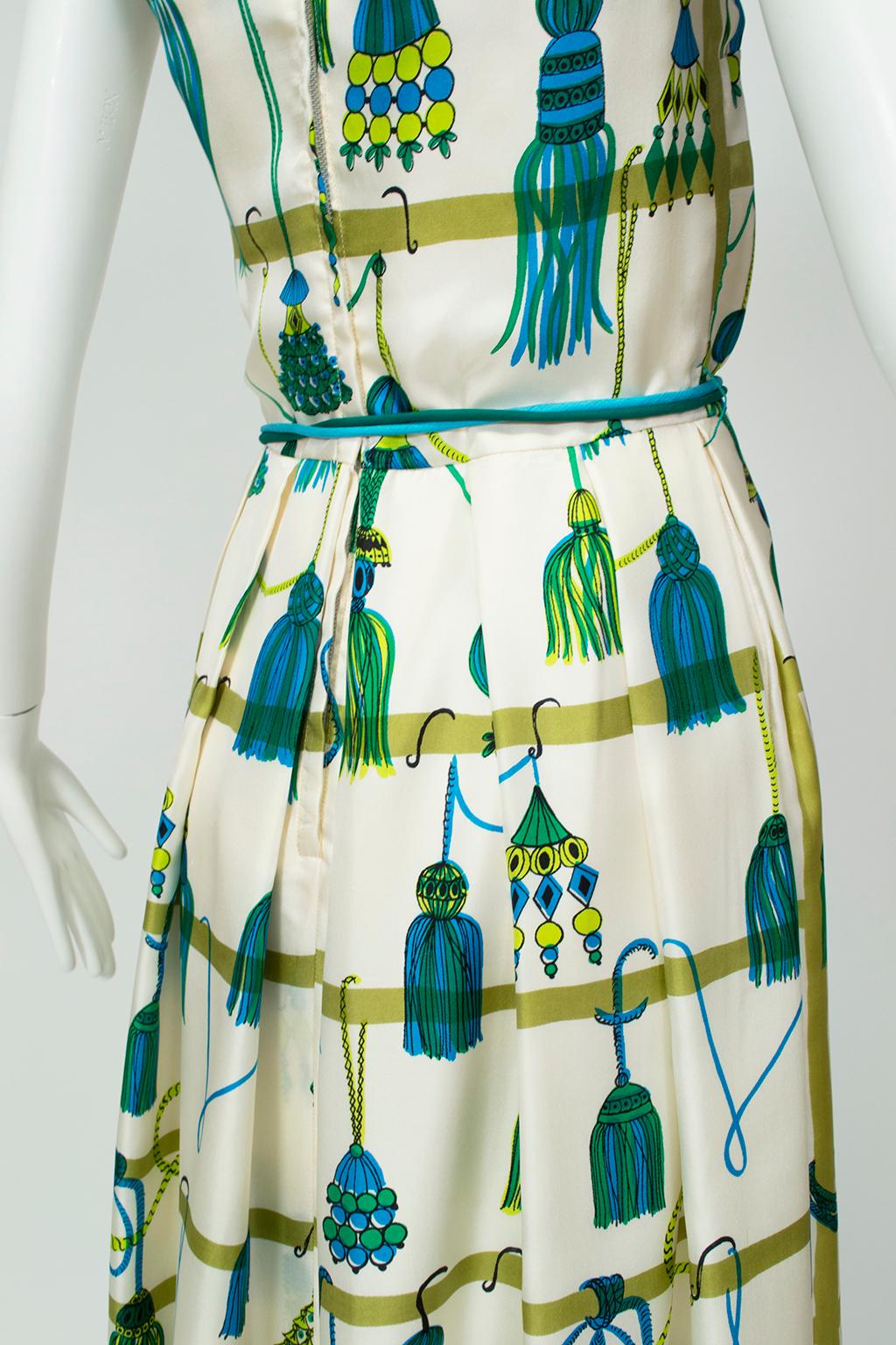 Green Printed Silk Christmas Ornament Cocktail Dress with Tassel Belt - M, 1960s For Sale 1