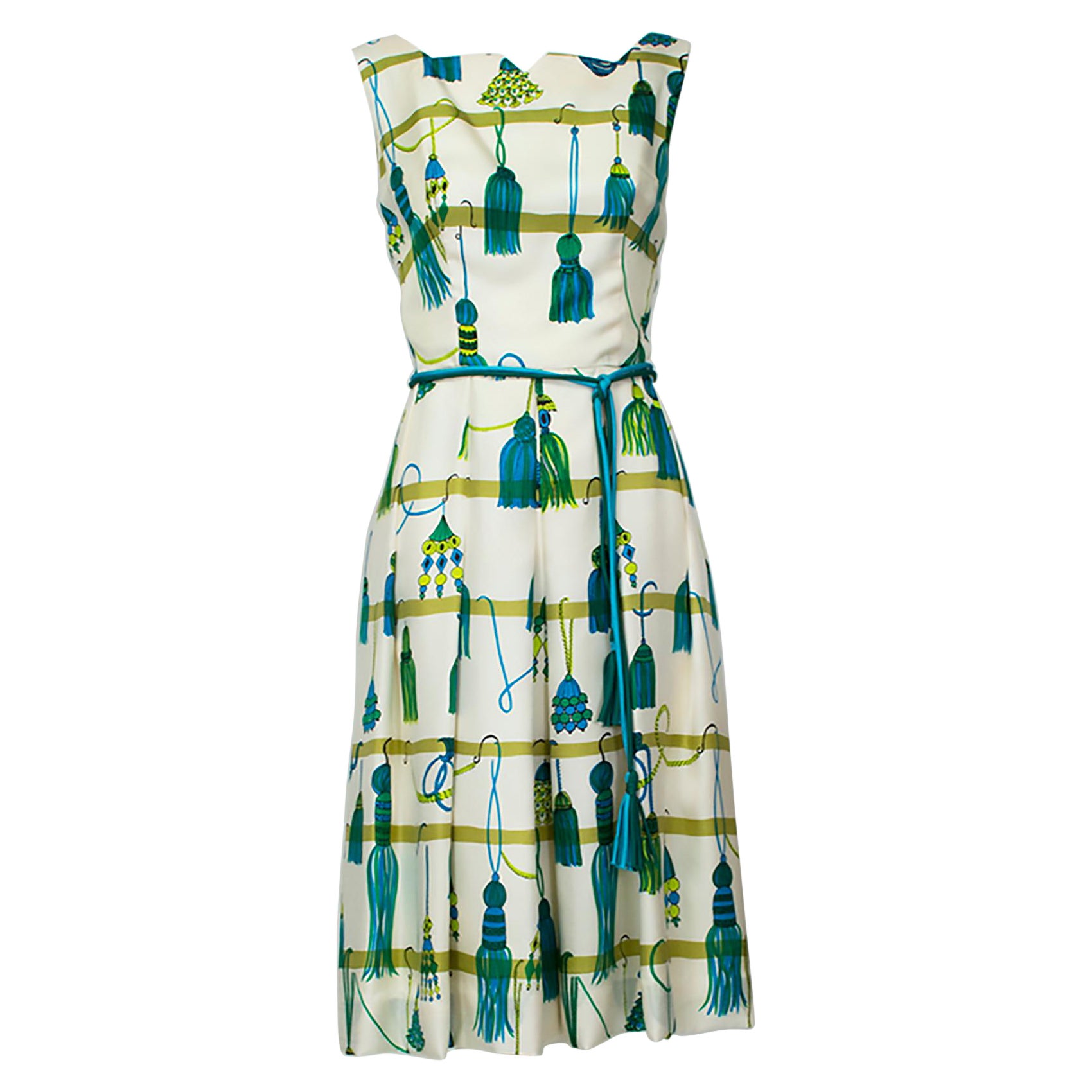 Vestido de cóctel con adorno navideño de seda estampada verde y cinturón de borlas - M, años 60