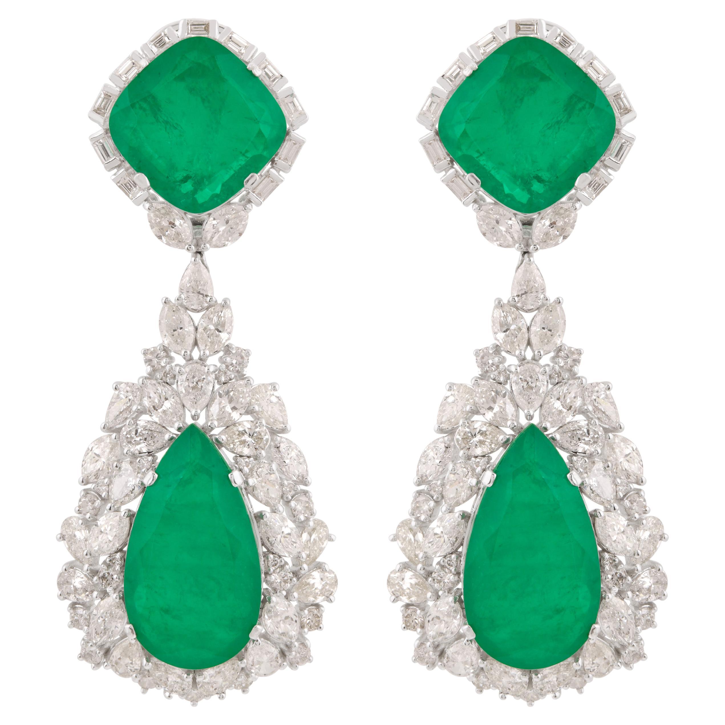 Grüne, bearbeitete Edelstein-Ohrringe mit Diamanten aus 18 Karat Weißgold