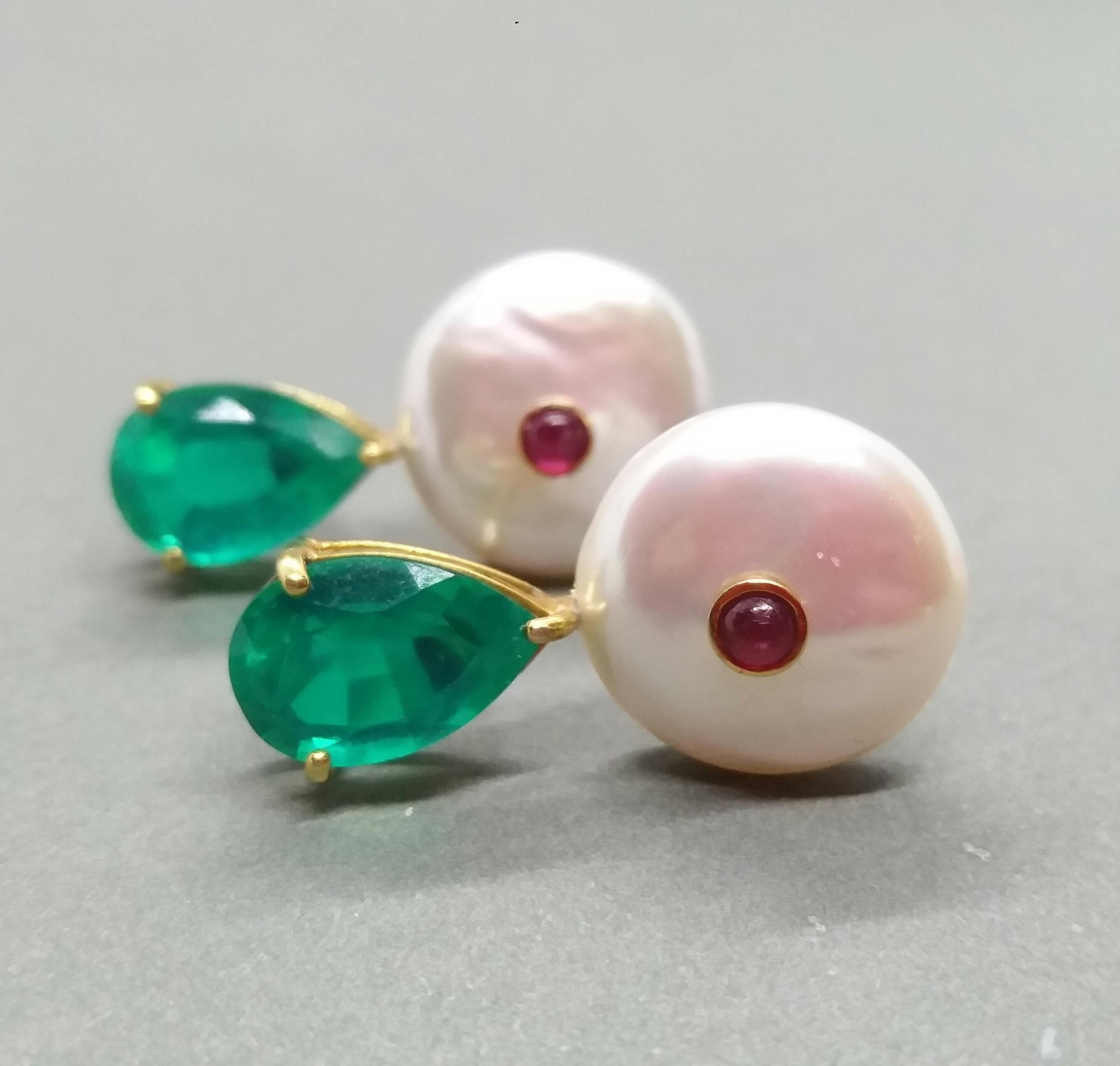 Green Quartz Baroque Fresh Water Pearls Ruby Cab 14 Karat Gold Stud Earrings For Sale 3
