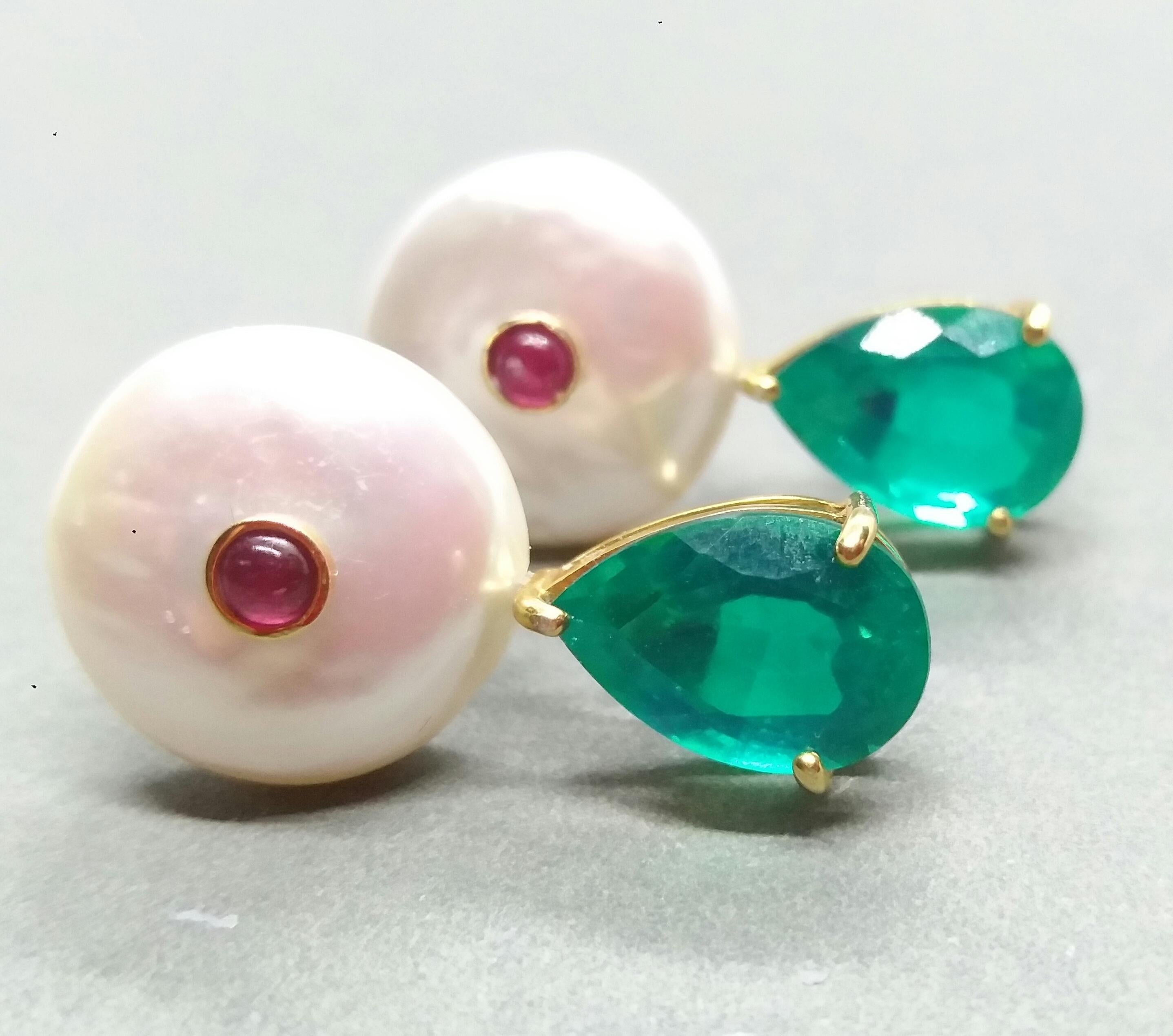 Green Quartz Baroque Fresh Water Pearls Ruby Cab 14 Karat Gold Stud Earrings For Sale 4