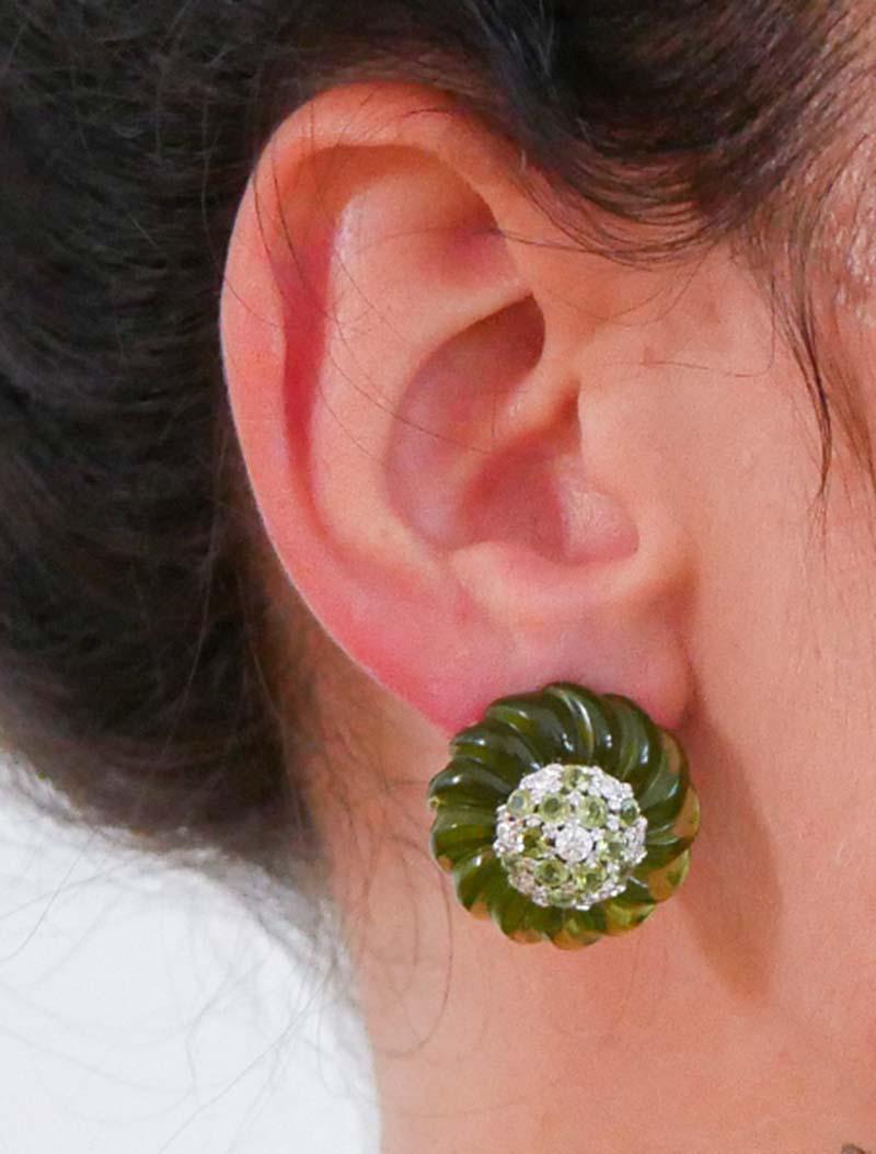 Green Quartz, Peridots, Diamonds, 14 Kt White Gold Earrings. In Good Condition For Sale In Marcianise, Marcianise (CE)