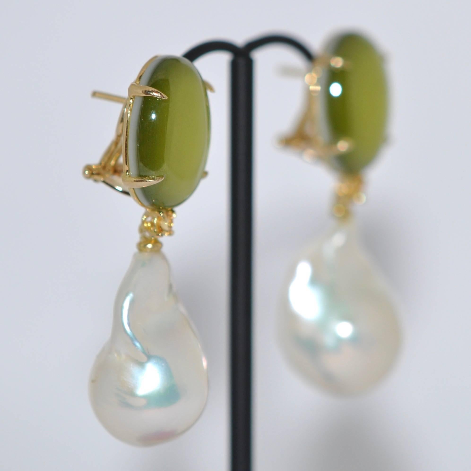 Green Quartz, Pearls and Yellow Sapphires, Yellow Gold Chandelier Earrings In New Condition In Vannes, FR