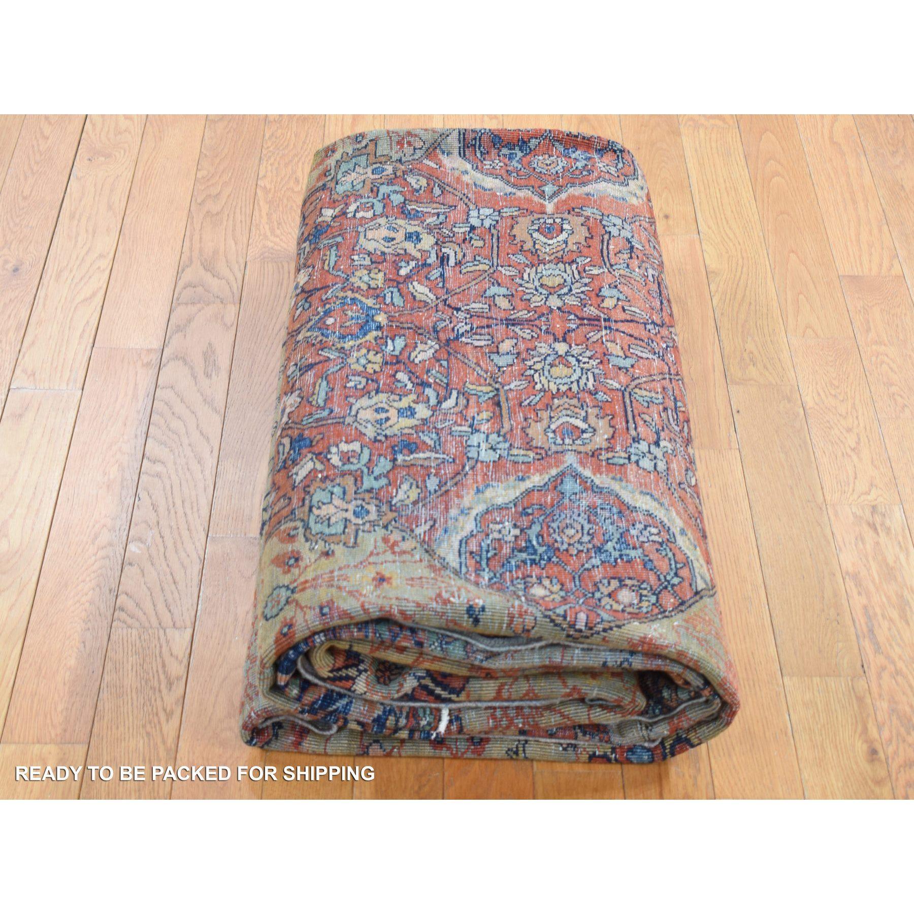 Green Rare Antique Persian Sarouk Fereghan Hand Knotted Wool Even Wear Clean Rug For Sale 3