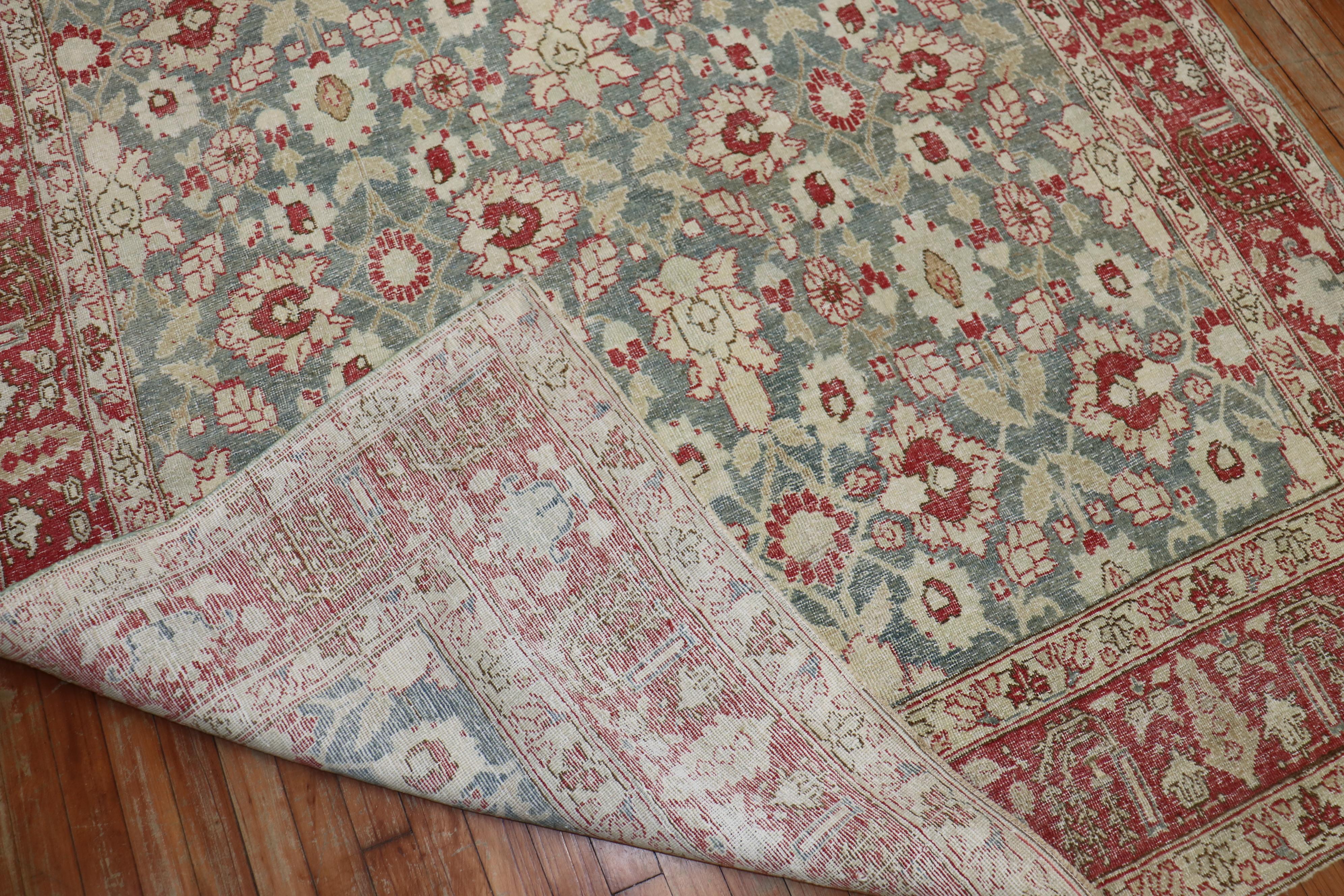 Perse Tabriz persan ancien rouge et vert en vente