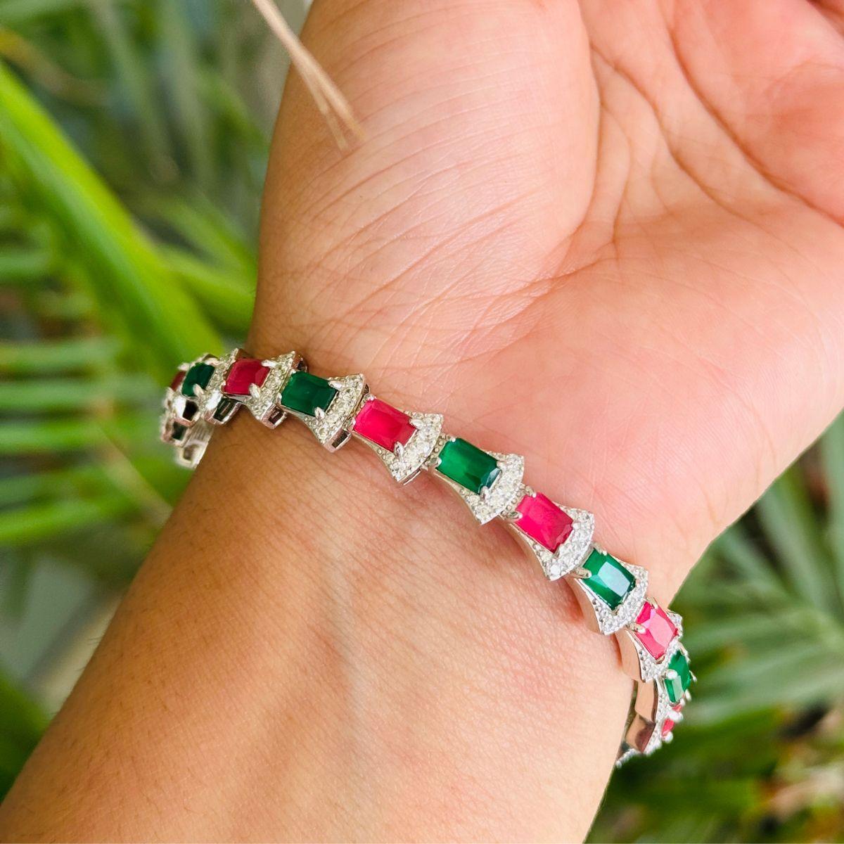 Bracelet manchette ouvert en argent massif 925 Greene & Greene Greene, avec strass et pierres de Rhin Unisexe en vente