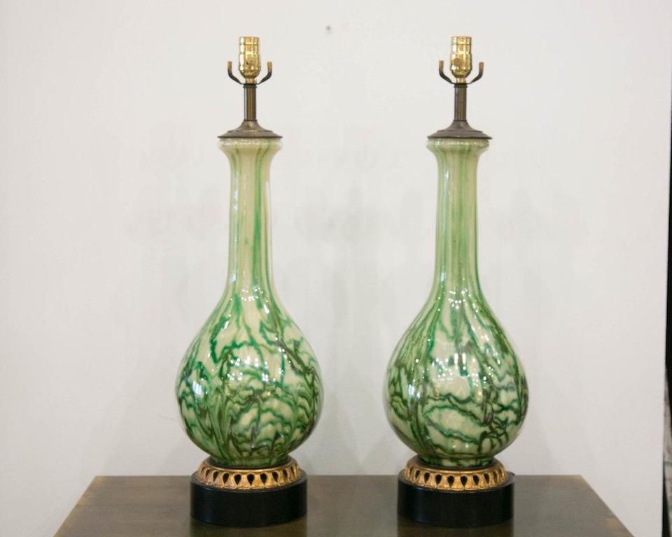Green Reverse Painted Glass Lamps, Pair In Excellent Condition In Chicago, IL