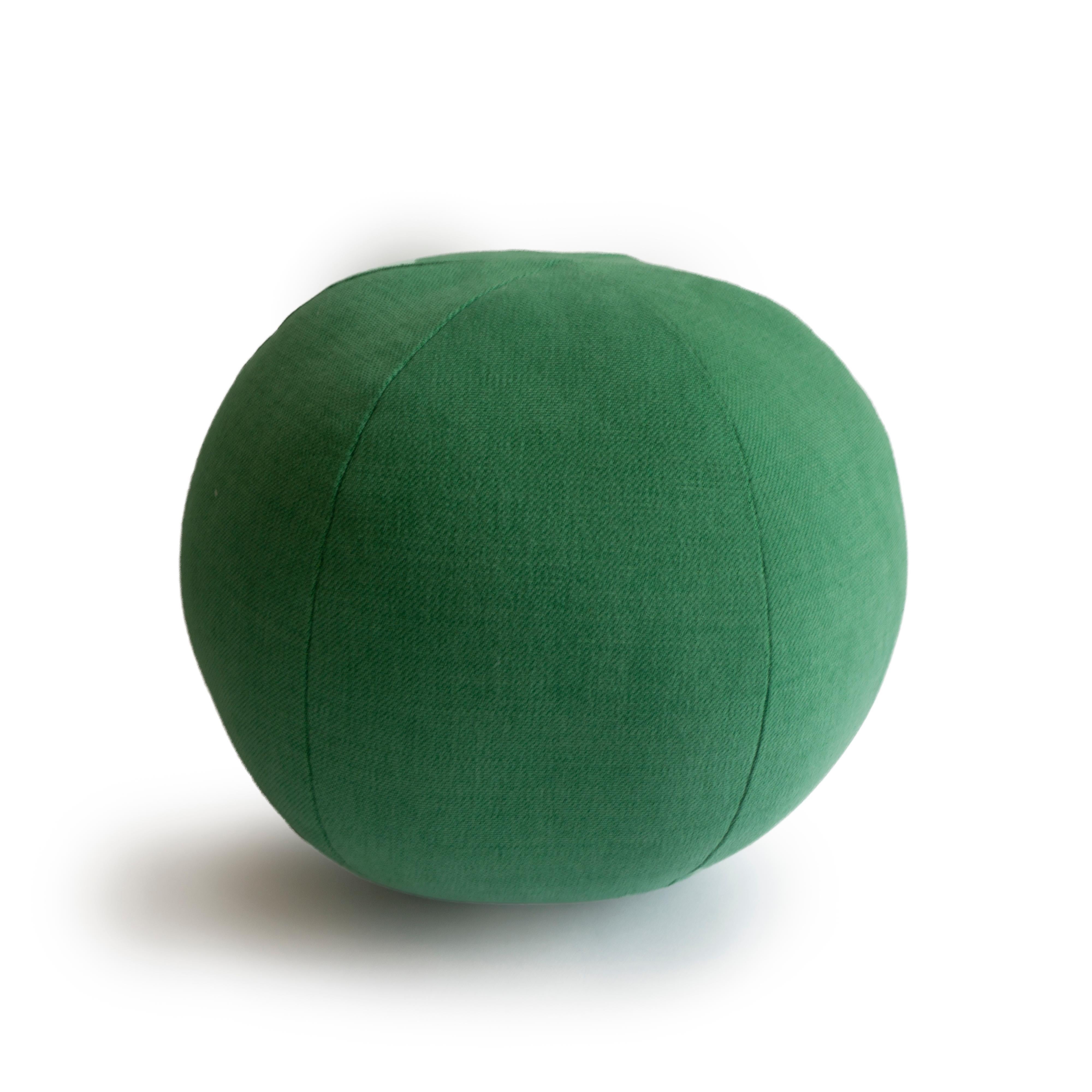 round green pillows