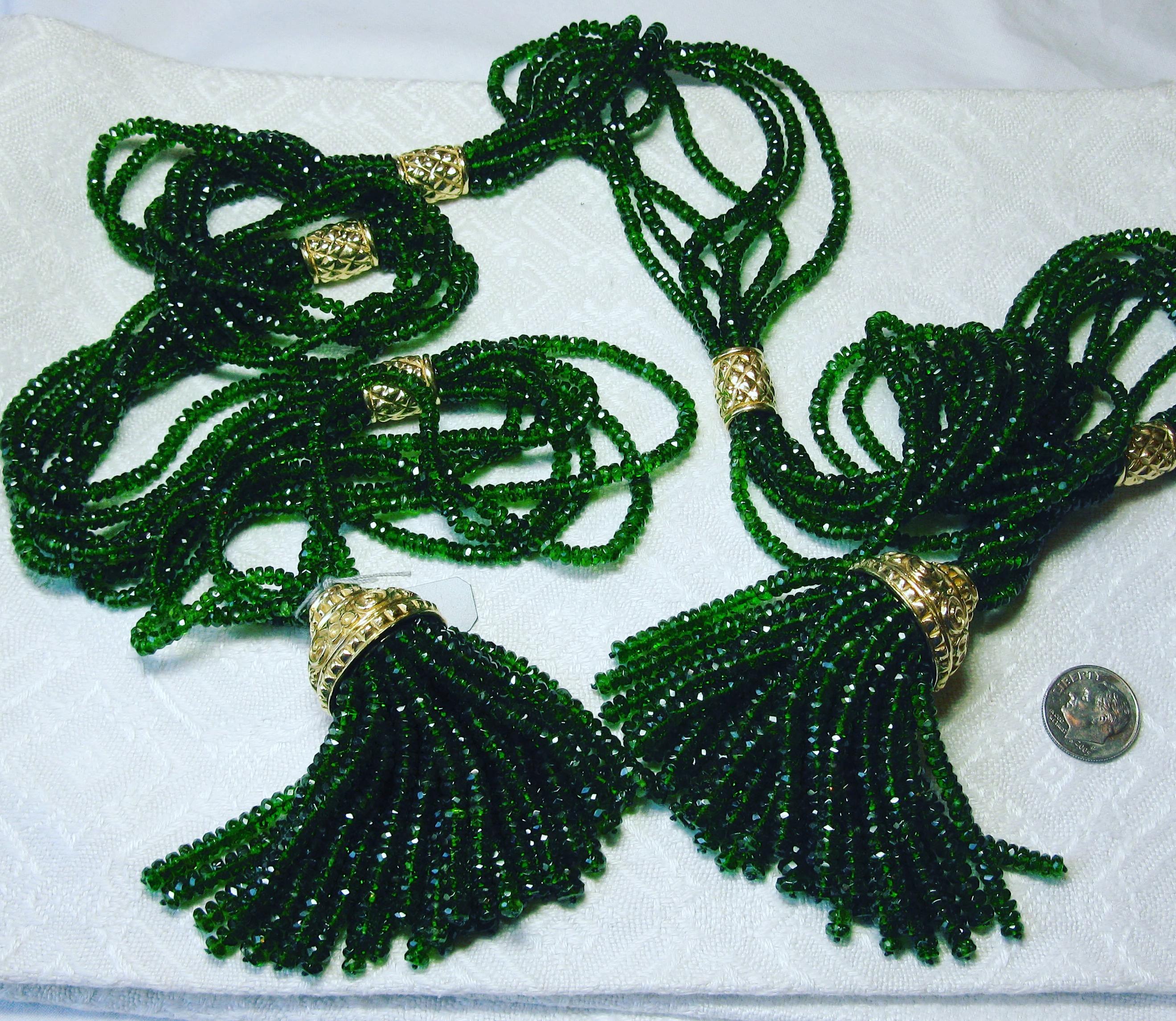Contemporary Green Sapphire 14 Karat Gold Tassel Necklace 44 Inches Long Lariat