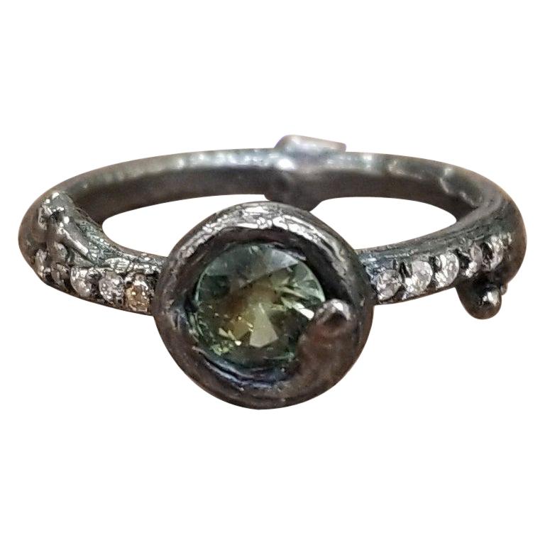 14k white gold Black Rhodium Green Sapphire and Diamond Bark Ring For Sale