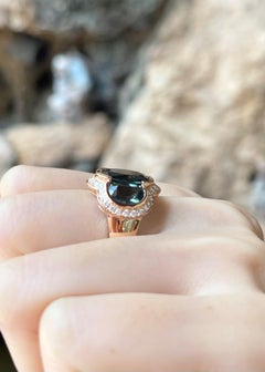 Green Sapphire and Diamond Ring set in 18K Rose Gold Settings