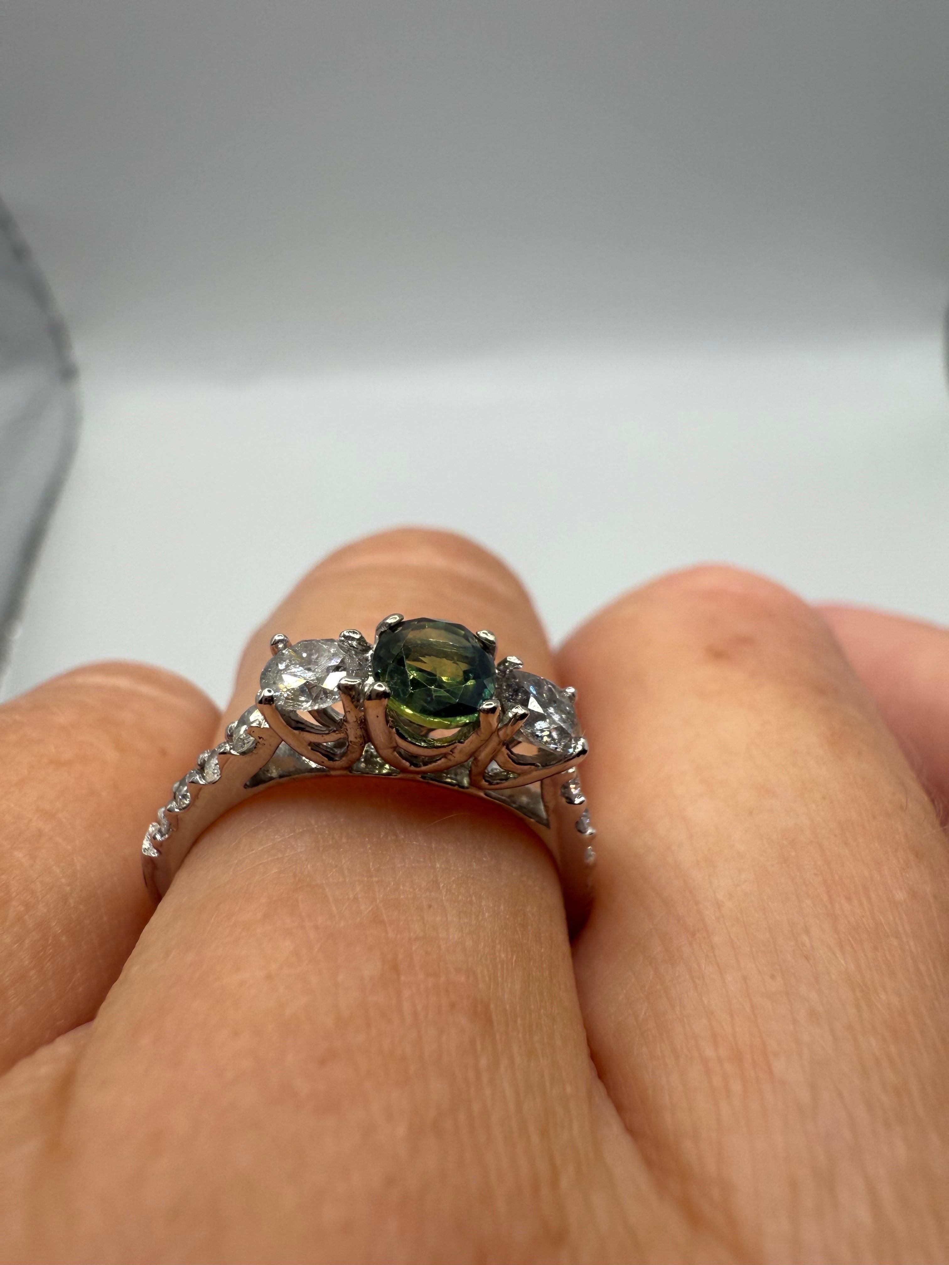 Bague saphir vert diamant or 14KT Unisexe en vente