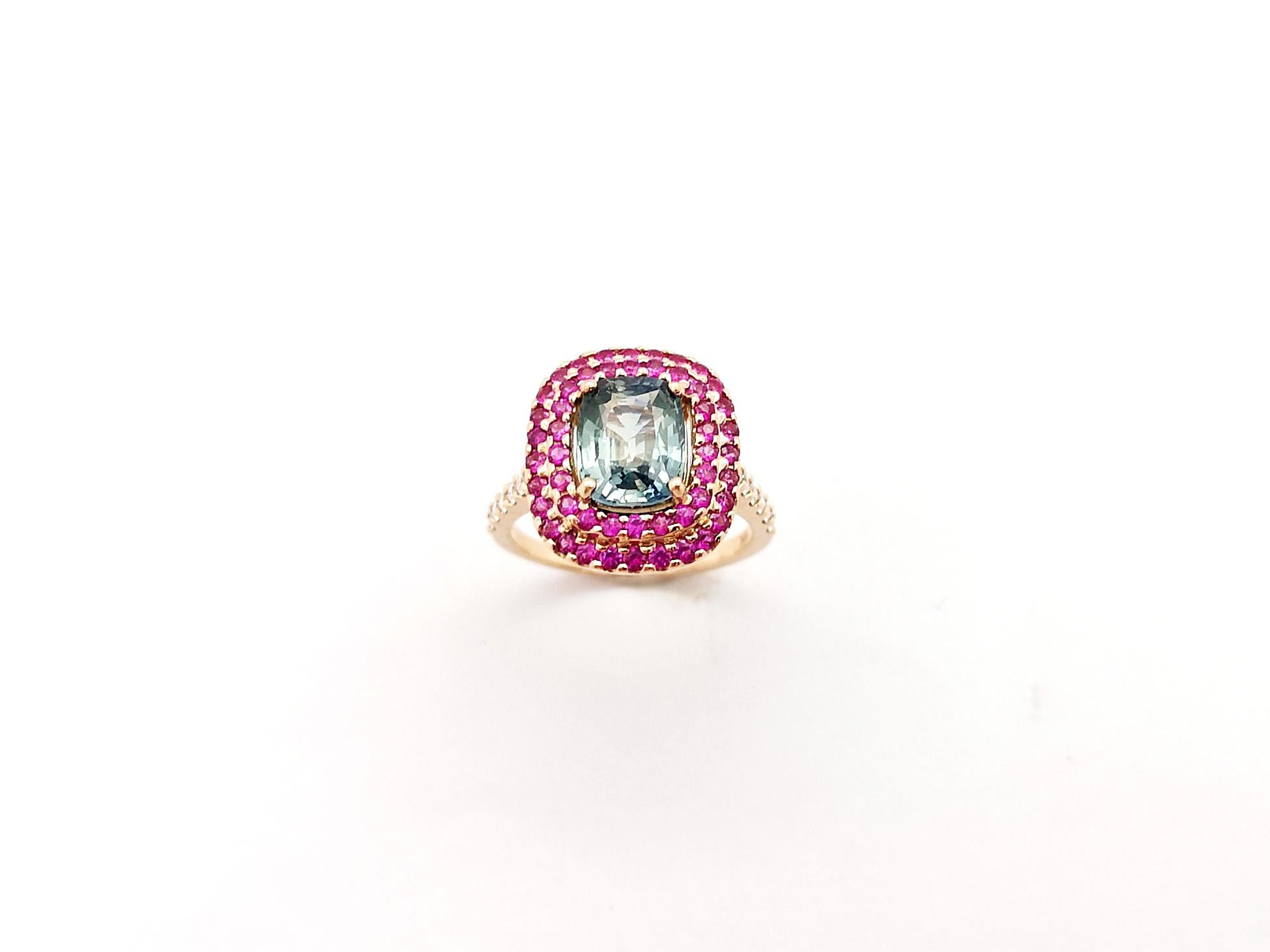 Green Sapphire, Pink Sapphire and Diamond Ring set in 18K Rose Gold Settings For Sale 9