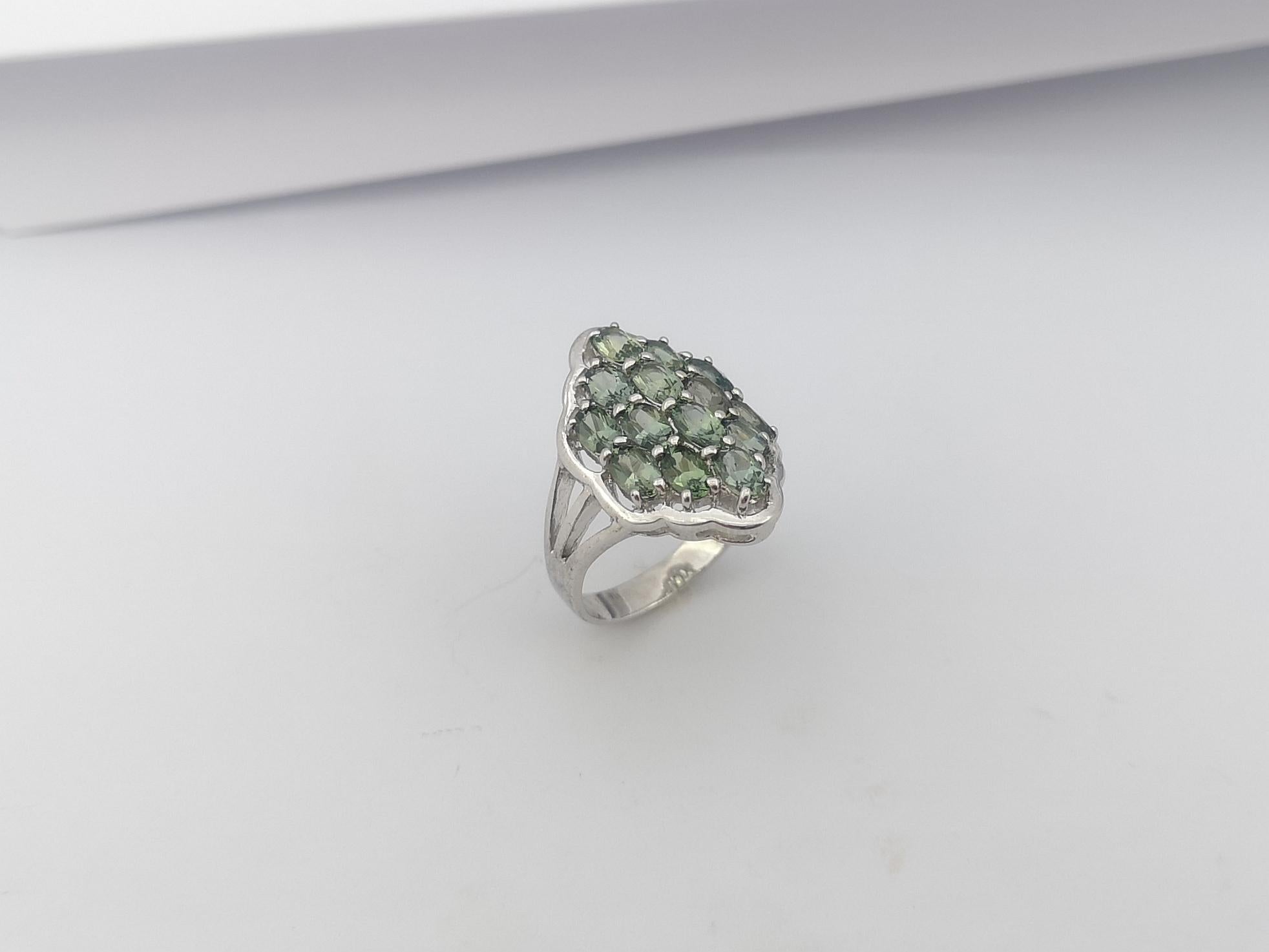 Green Sapphire Ring set in Silver Settings For Sale 9