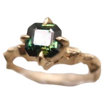 Green Sapphire Solitaire Ring in 14 Karat Yellow Gold  For Sale