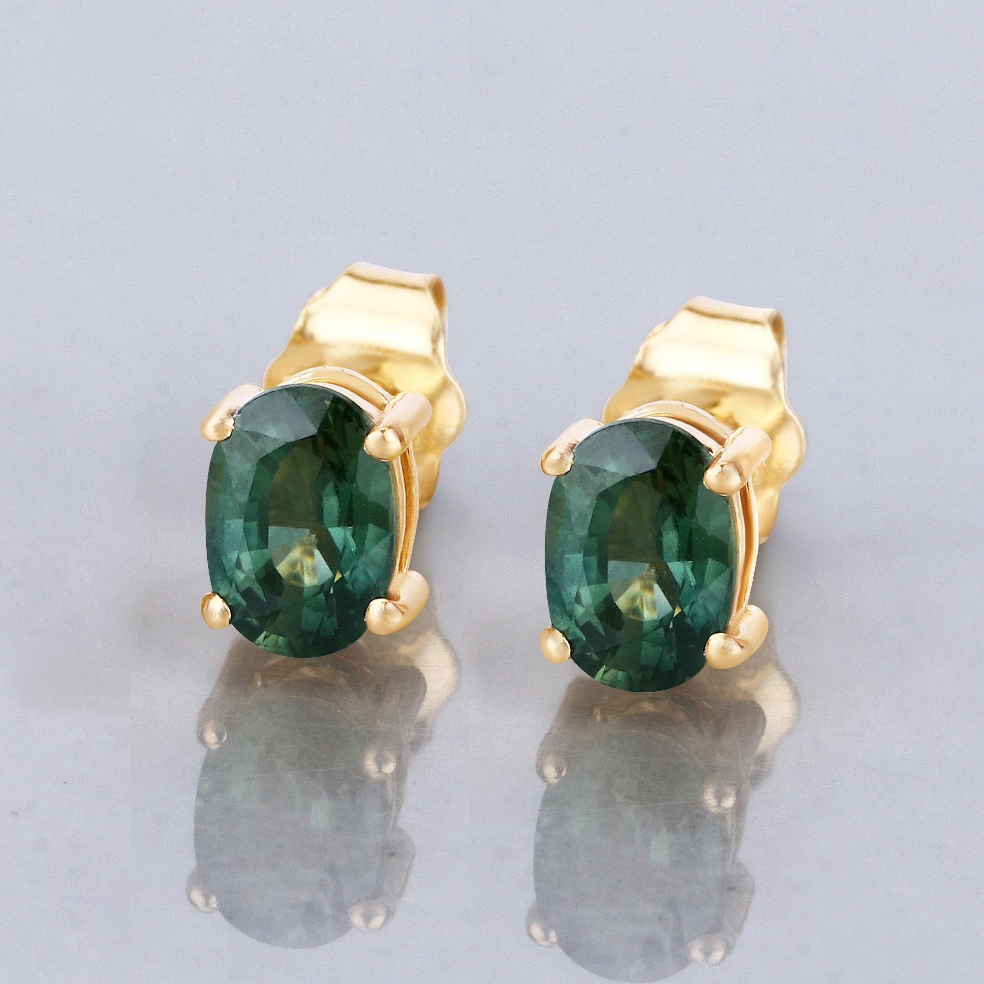 Oval Cut Green Sapphire Stud Earrings 1.16 Carats Total 14K Yellow Gold For Sale