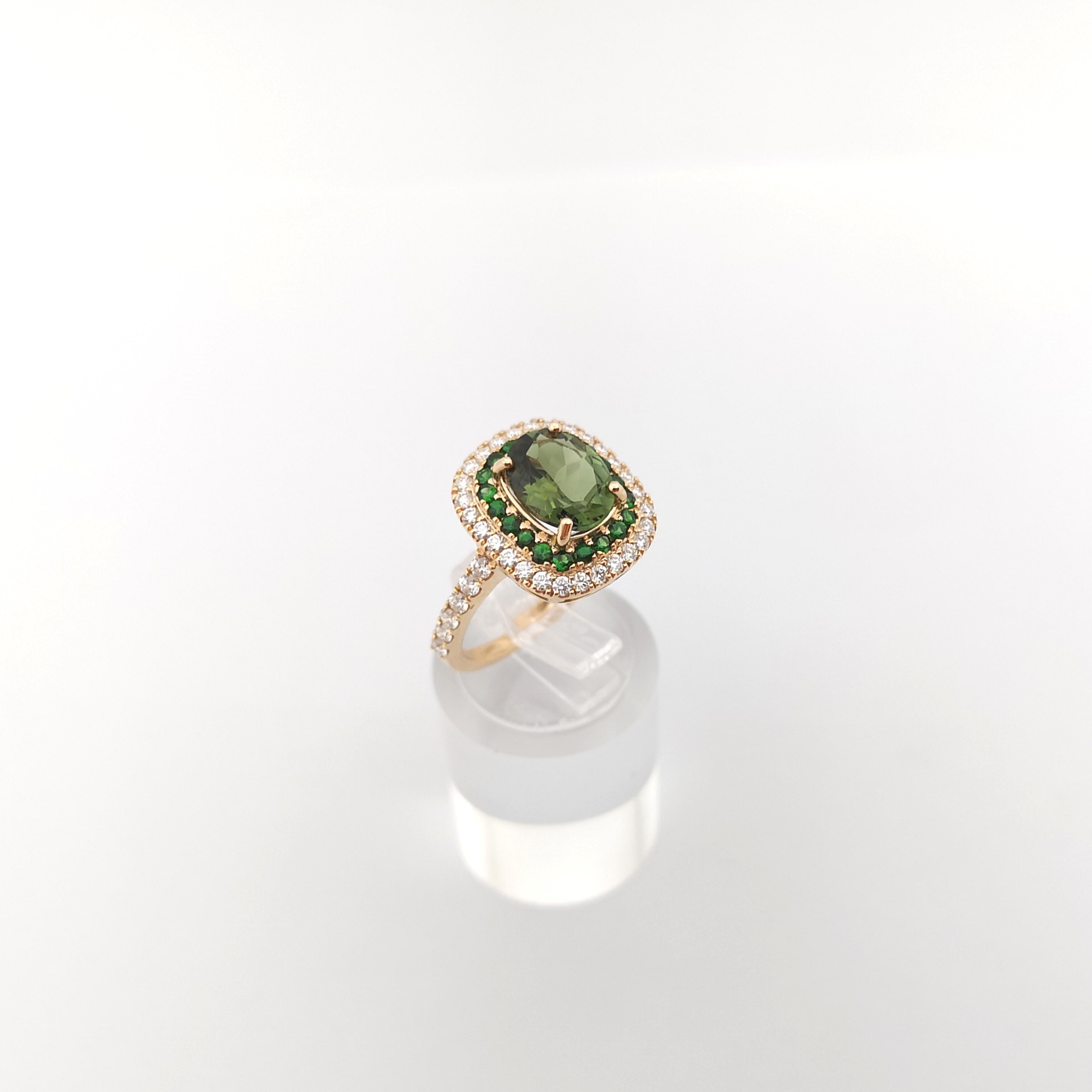 Green Sapphire, Tsavorite and Diamond Ring set in 18K Rose Gold Settings For Sale 7