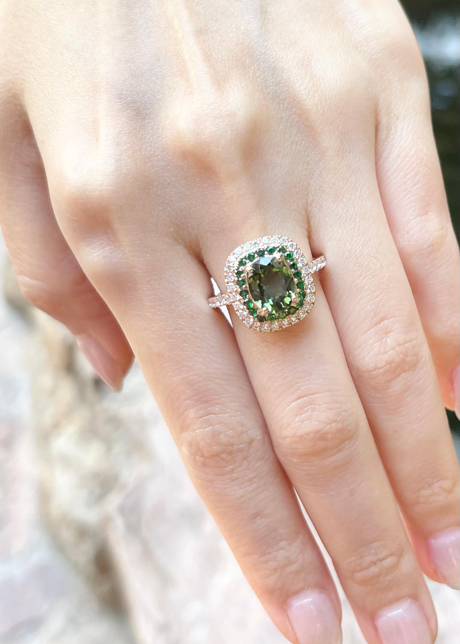 Cushion Cut Green Sapphire, Tsavorite and Diamond Ring set in 18K Rose Gold Settings For Sale
