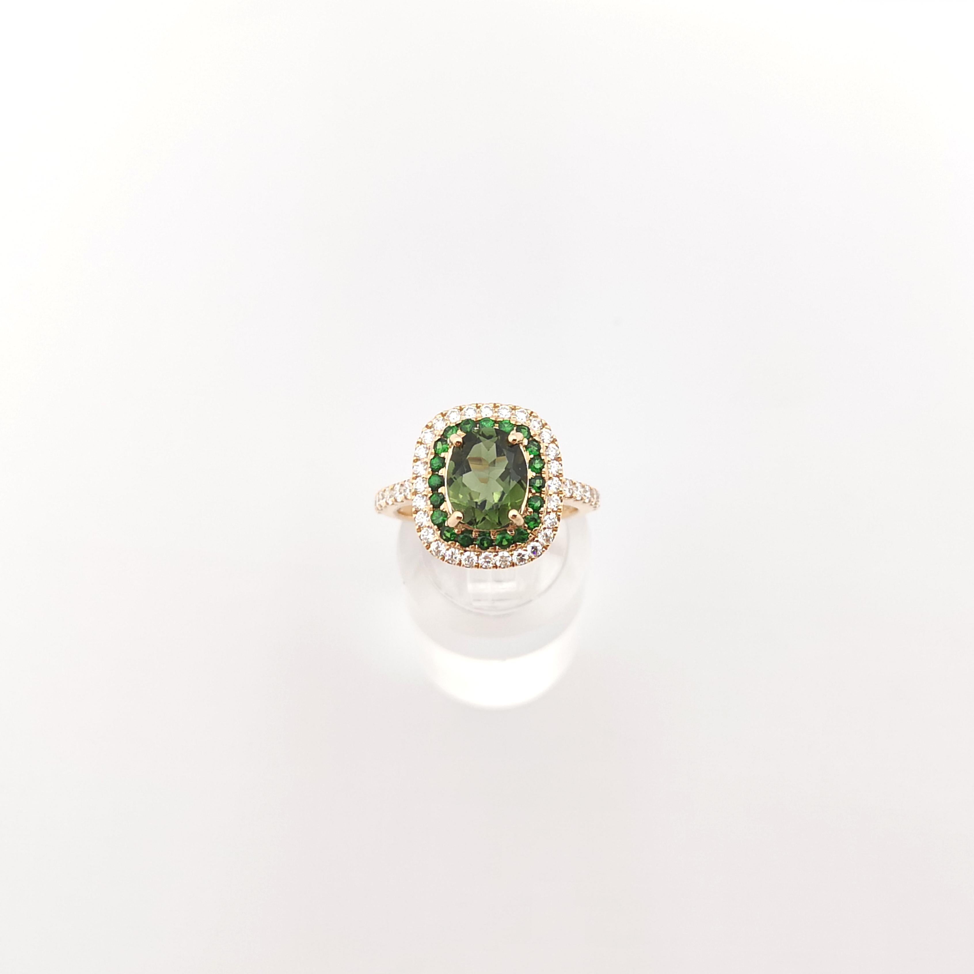 Green Sapphire, Tsavorite and Diamond Ring set in 18K Rose Gold Settings For Sale 3