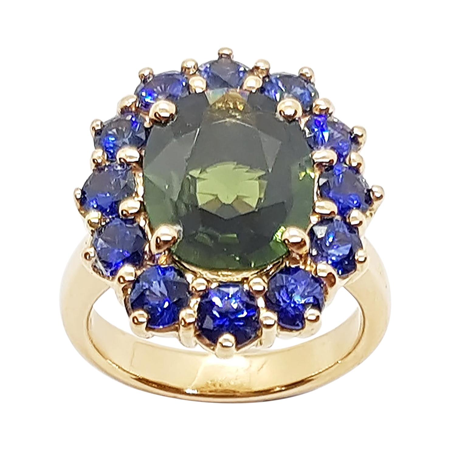 Green Sapphire with Blue Sapphire Ring Set in 18 Karat Rose Gold Settings For Sale