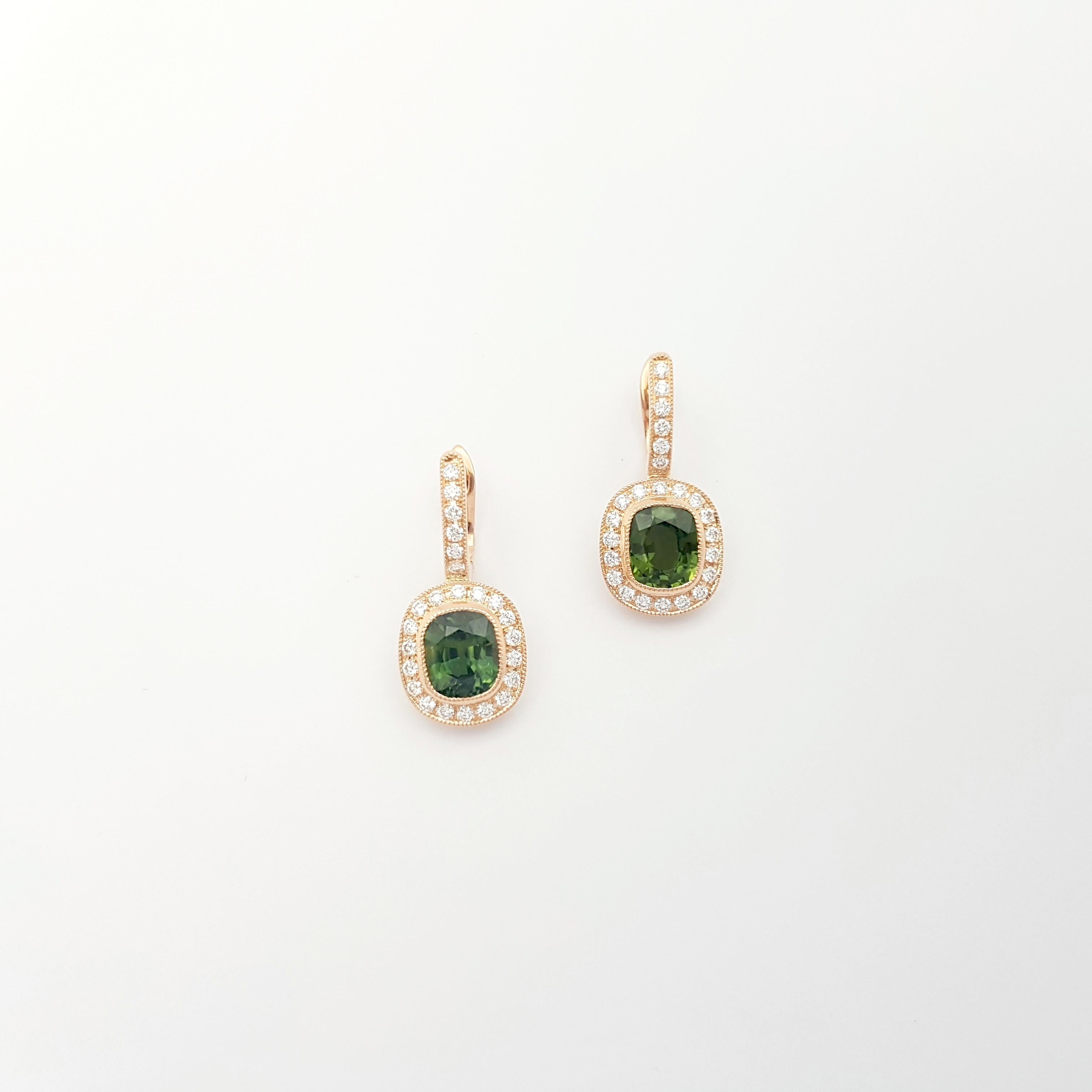 Taglio ovale Orecchini con zaffiro verde e diamanti con montatura in oro rosa 18 carati in vendita
