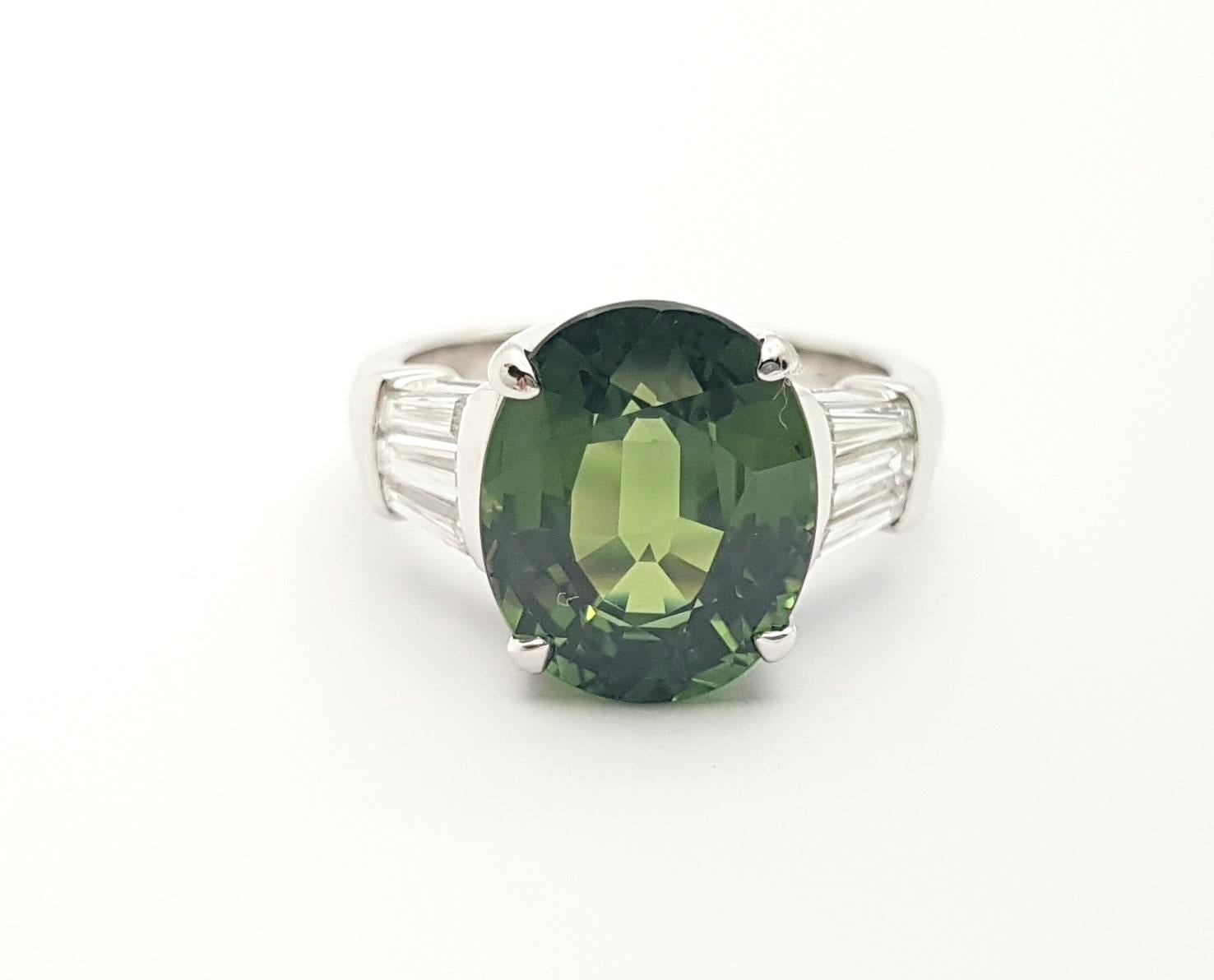 Green Sapphire with Diamond Ring set in Platinum 950 Settings For Sale 5