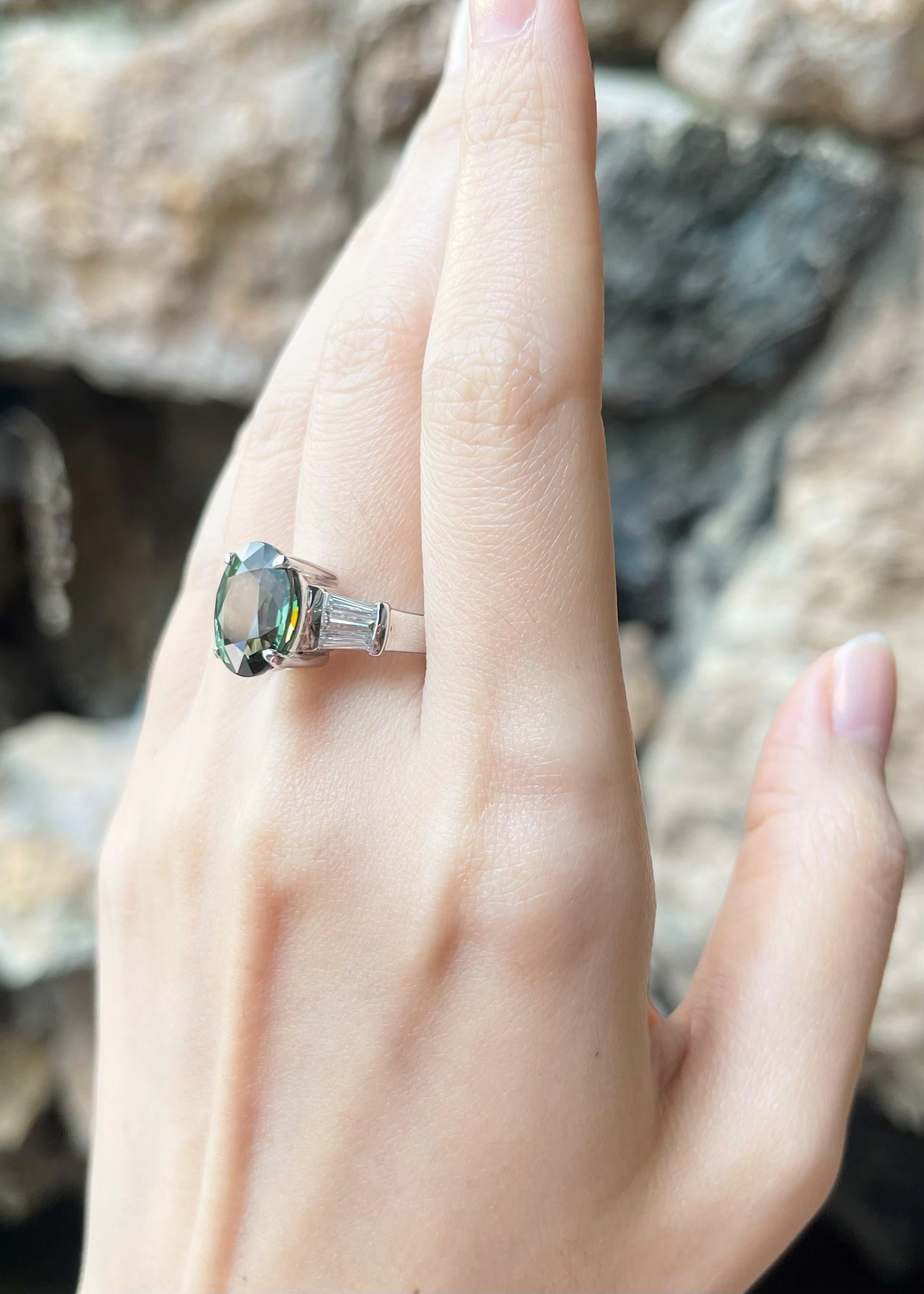 Contemporary Green Sapphire with Diamond Ring set in Platinum 950 Settings For Sale