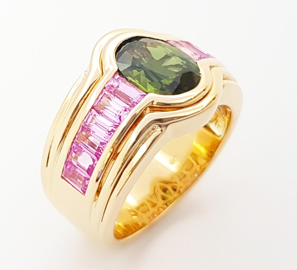Green Sapphire with Pink Sapphire Ring set in 18K Gold Settings For Sale 2