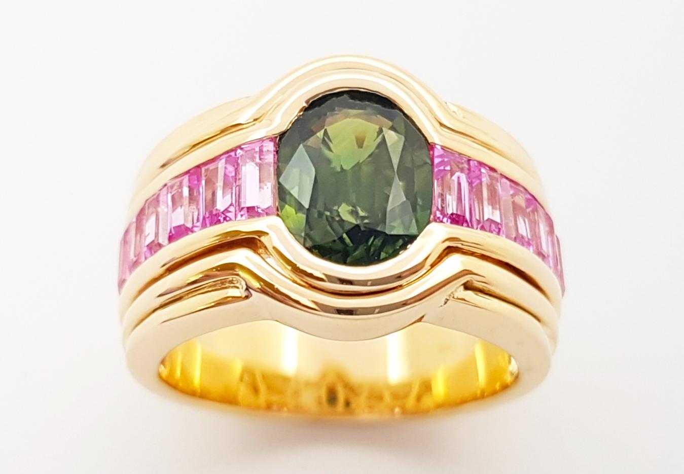 Green Sapphire with Pink Sapphire Ring set in 18K Gold Settings For Sale 3