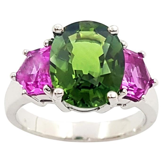 Green Sapphire with Pink Sapphire Ring set in 18K White Gold Settings  For Sale