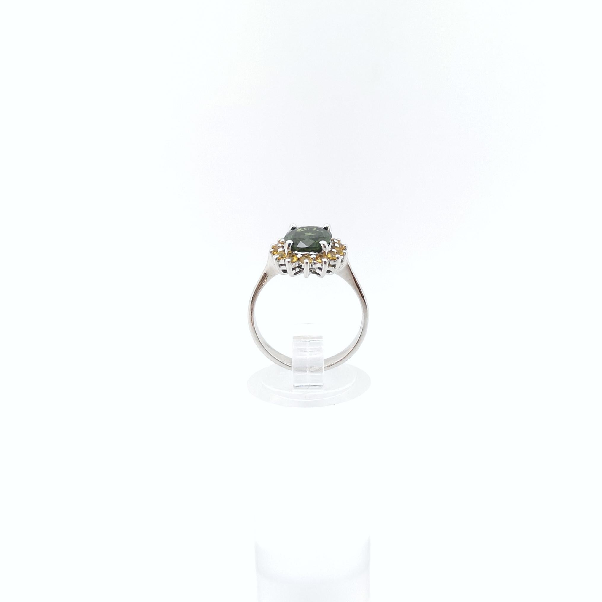 Ring mit grünem Saphir und gelbem Saphir in 14K Weißgoldfassung im Angebot 5