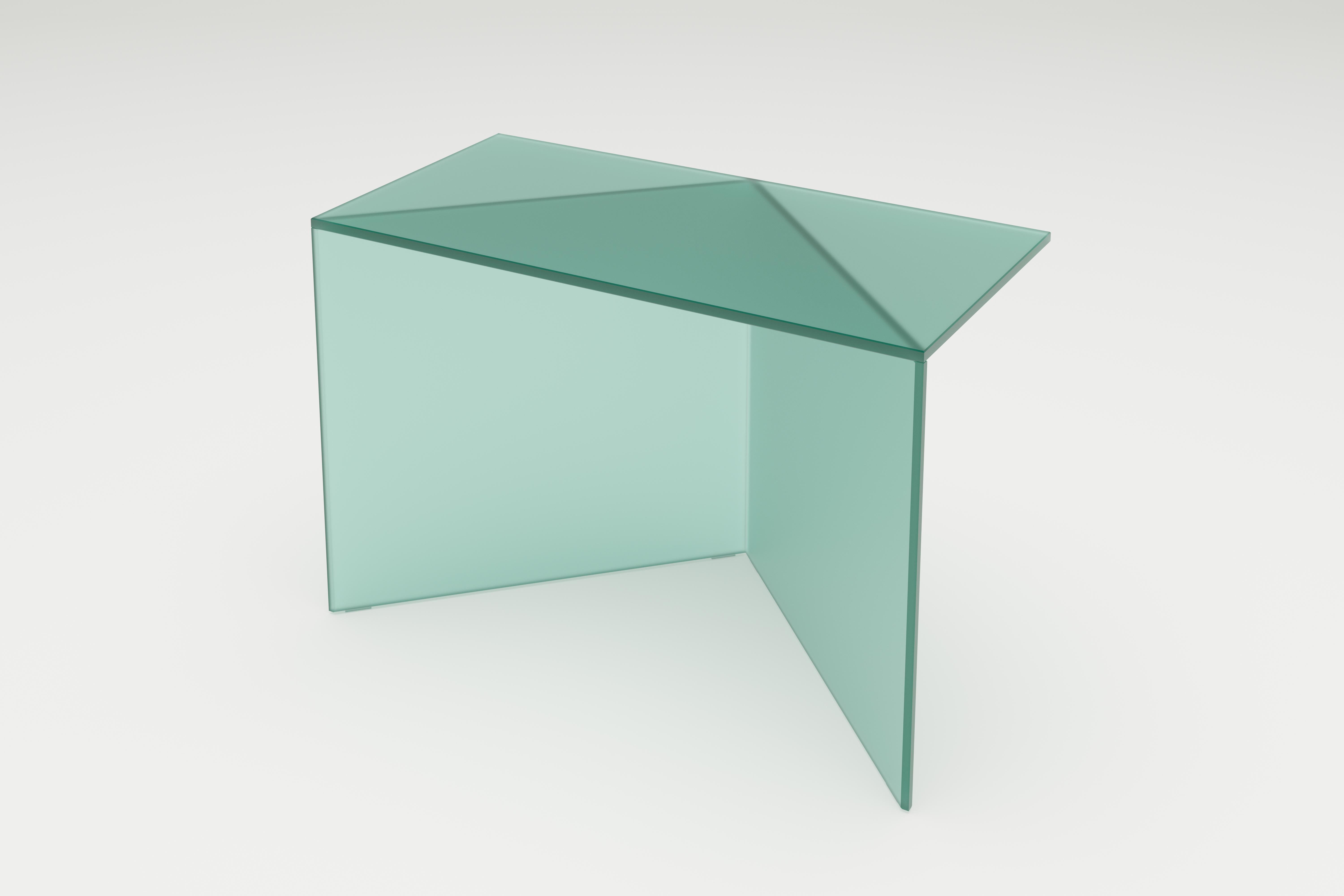 Green satin glass poly square coffe table by Sebastian Scherer
Dimensions: D60 x W30 x H40 cm
Materials: Solid coloured glass.
Weight: 12.7 kg.
Also Available: Satin white / satin green / satin blue / satin bronze / satin black.
Also Available