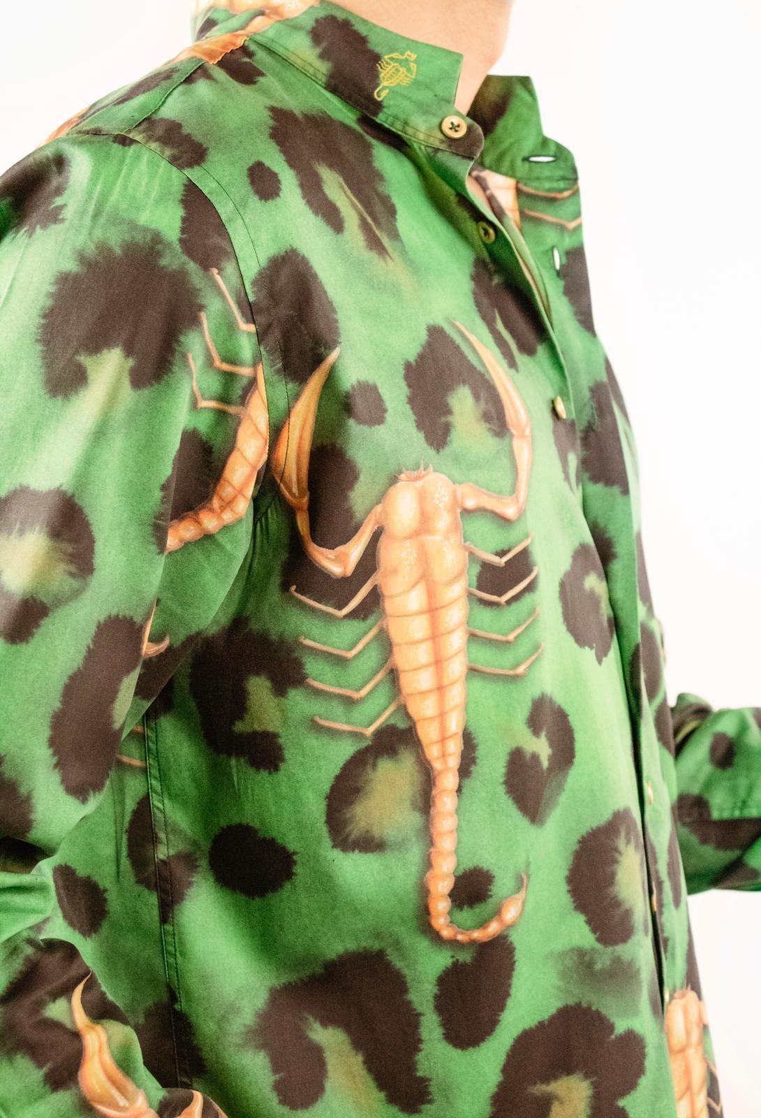Brown Green scorpion shirt NWOT