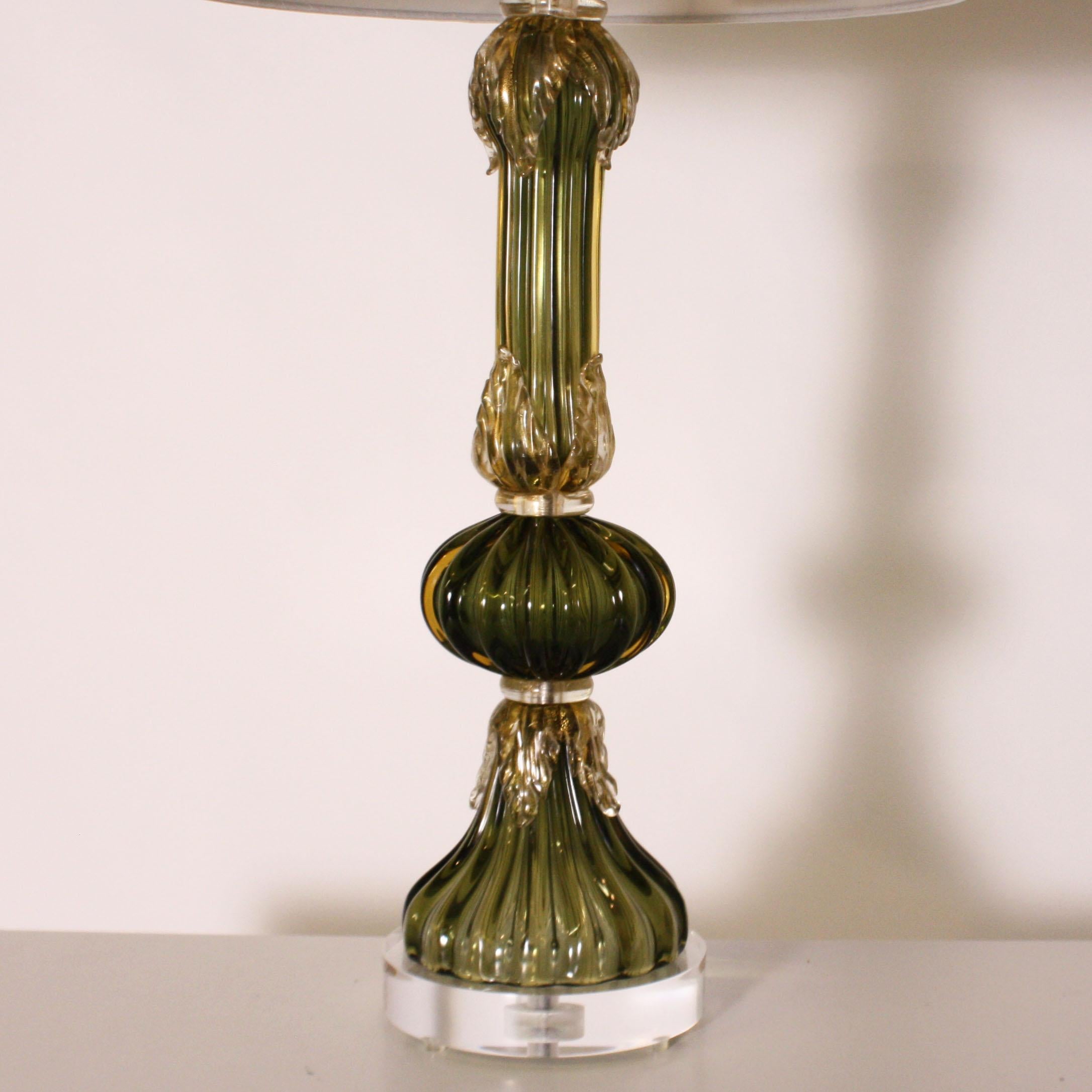 Mid-20th Century Green Seguso for Marbro Lamp with Gold Leaves, circa 1960