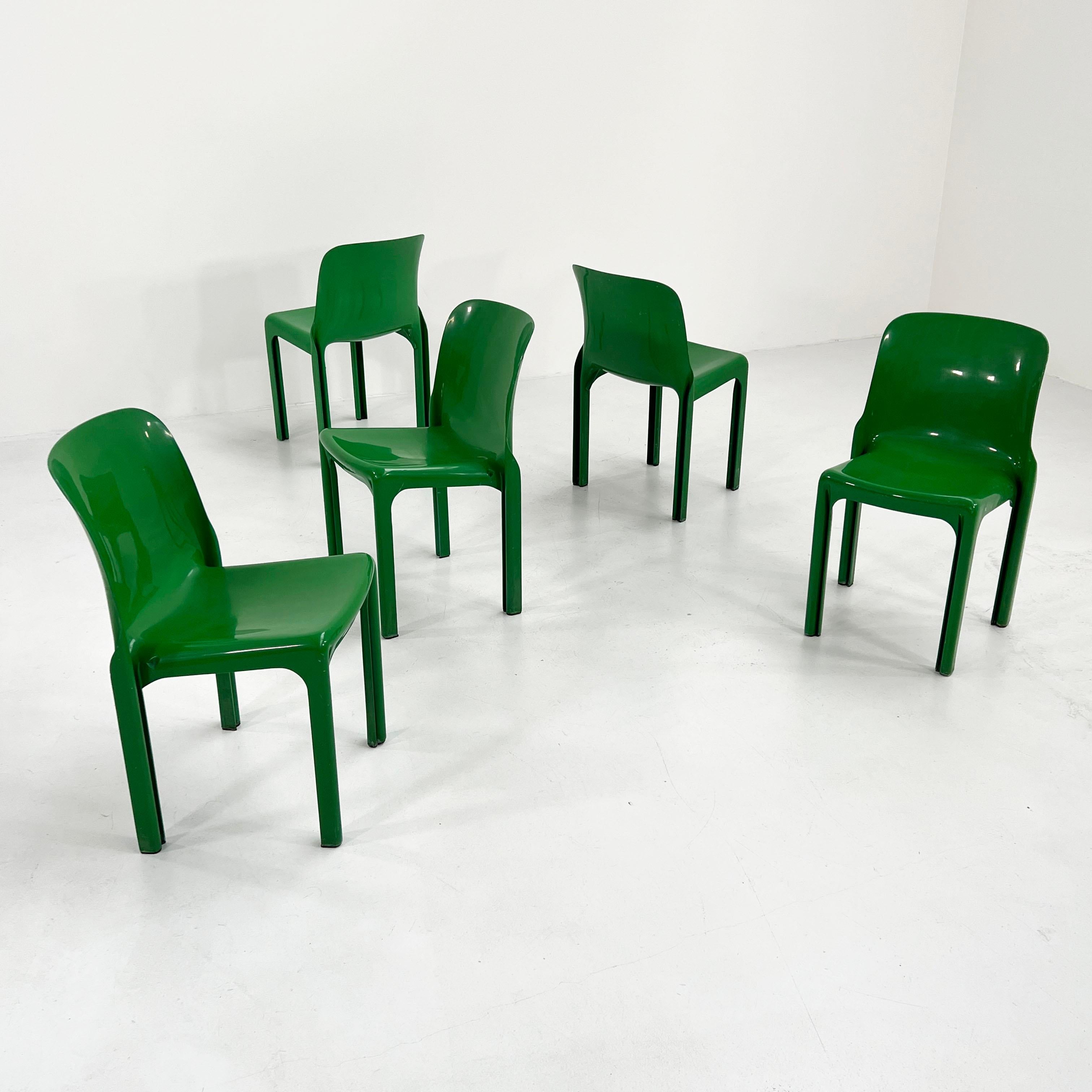 Mid-Century Modern Green Selene Chair by Vico Magistretti for Artemide, 1970s