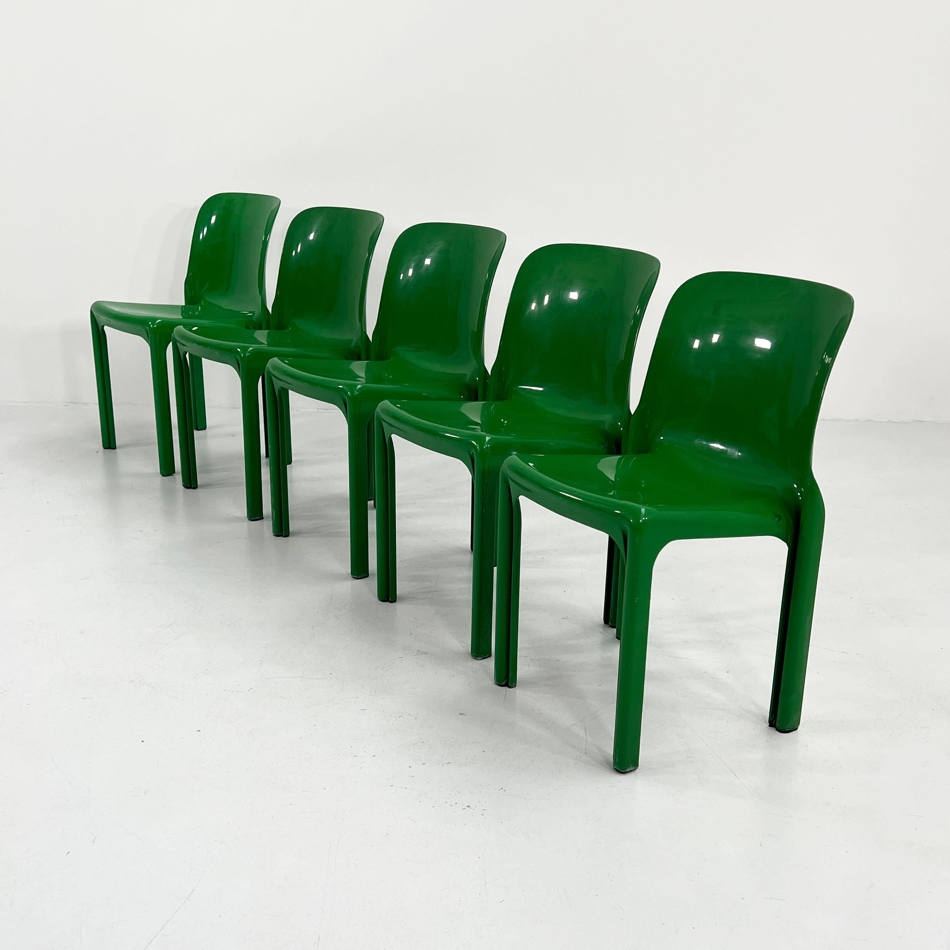 Late 20th Century Green Selene Chair by Vico Magistretti for Artemide, 1970s