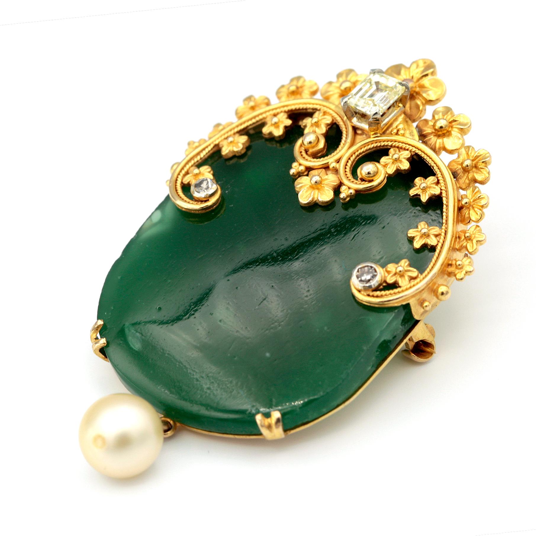 Green Semi Precious Gemstone, Diamonds and Pearl Brooch Pin In Good Condition For Sale In Los Angeles, CA