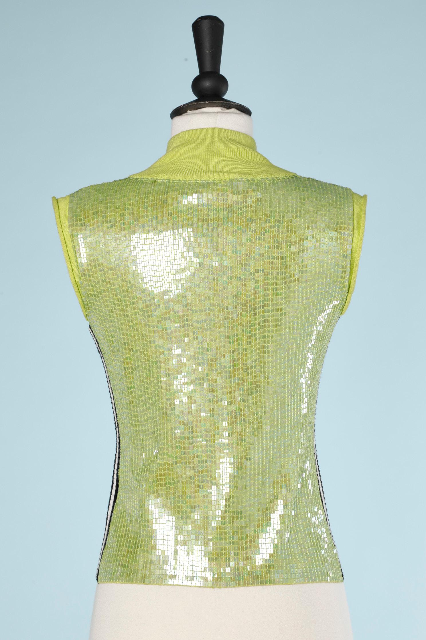 Green sequins sporty vest Who's Who  1