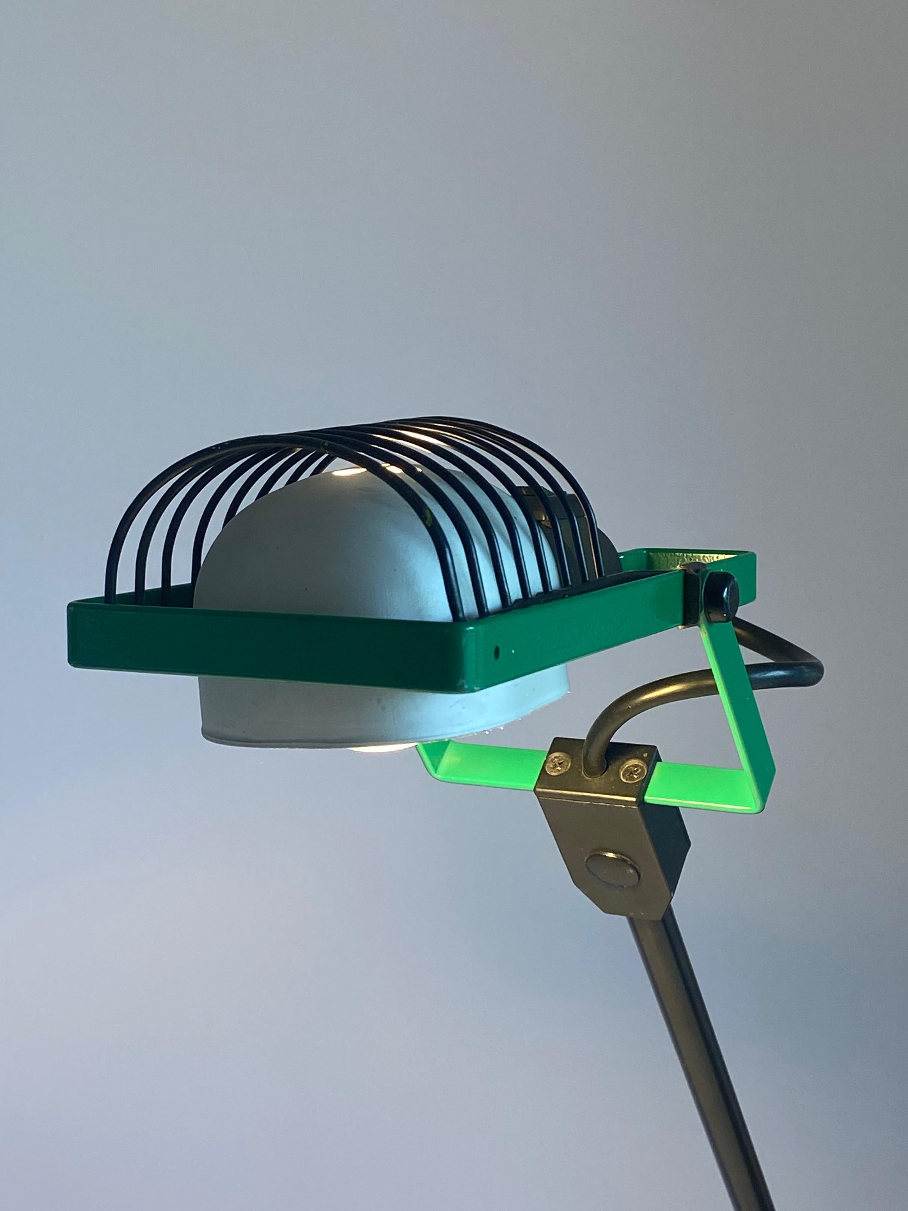Grüne Sintesi-Tischlampe im Design von Ernesto Gismondi für Artemide, 1970er Jahre im Angebot 4