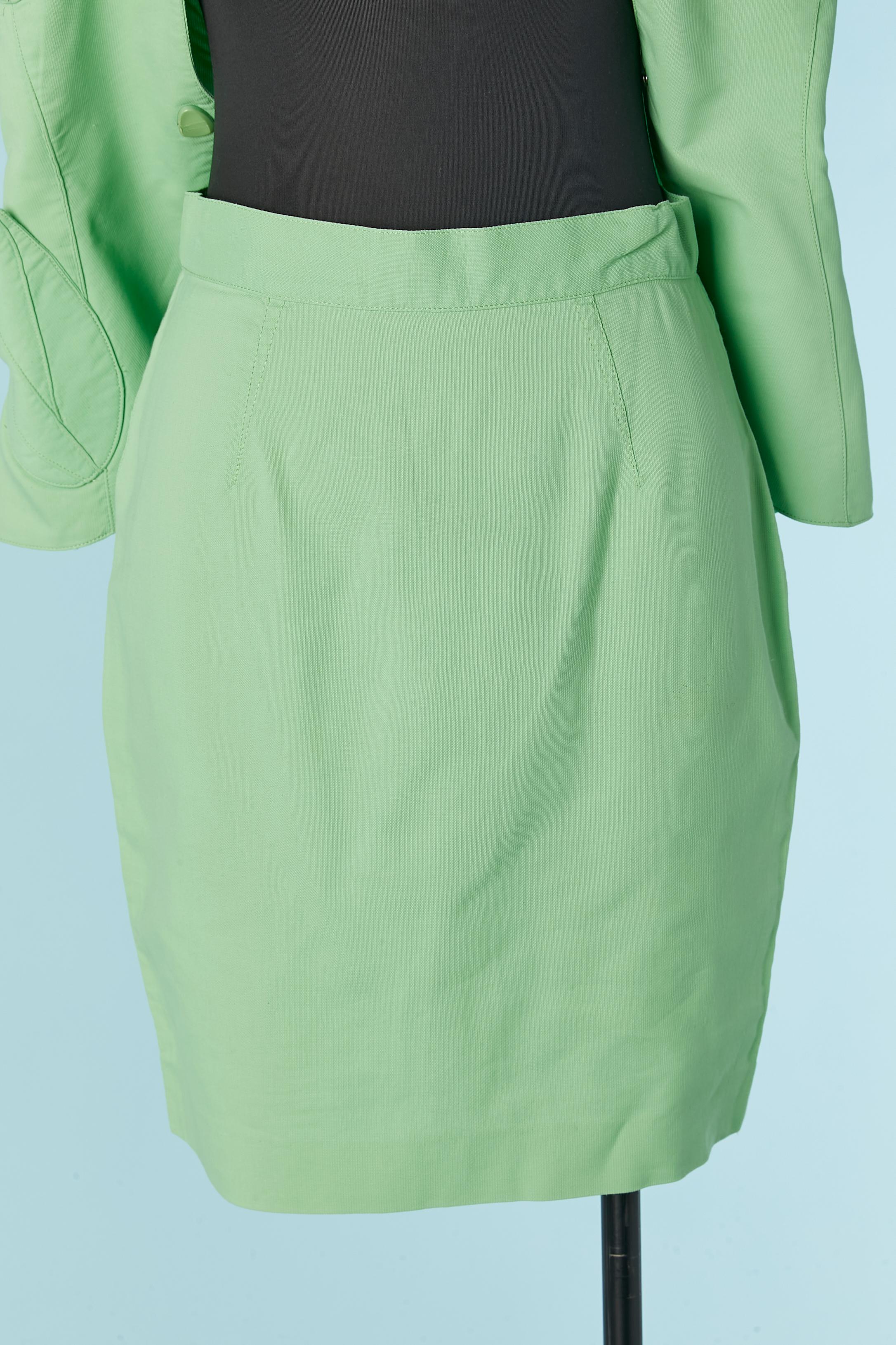 Green skirt suit with tulip's pocket THIERRY MUGLER ACTIV For Sale 3